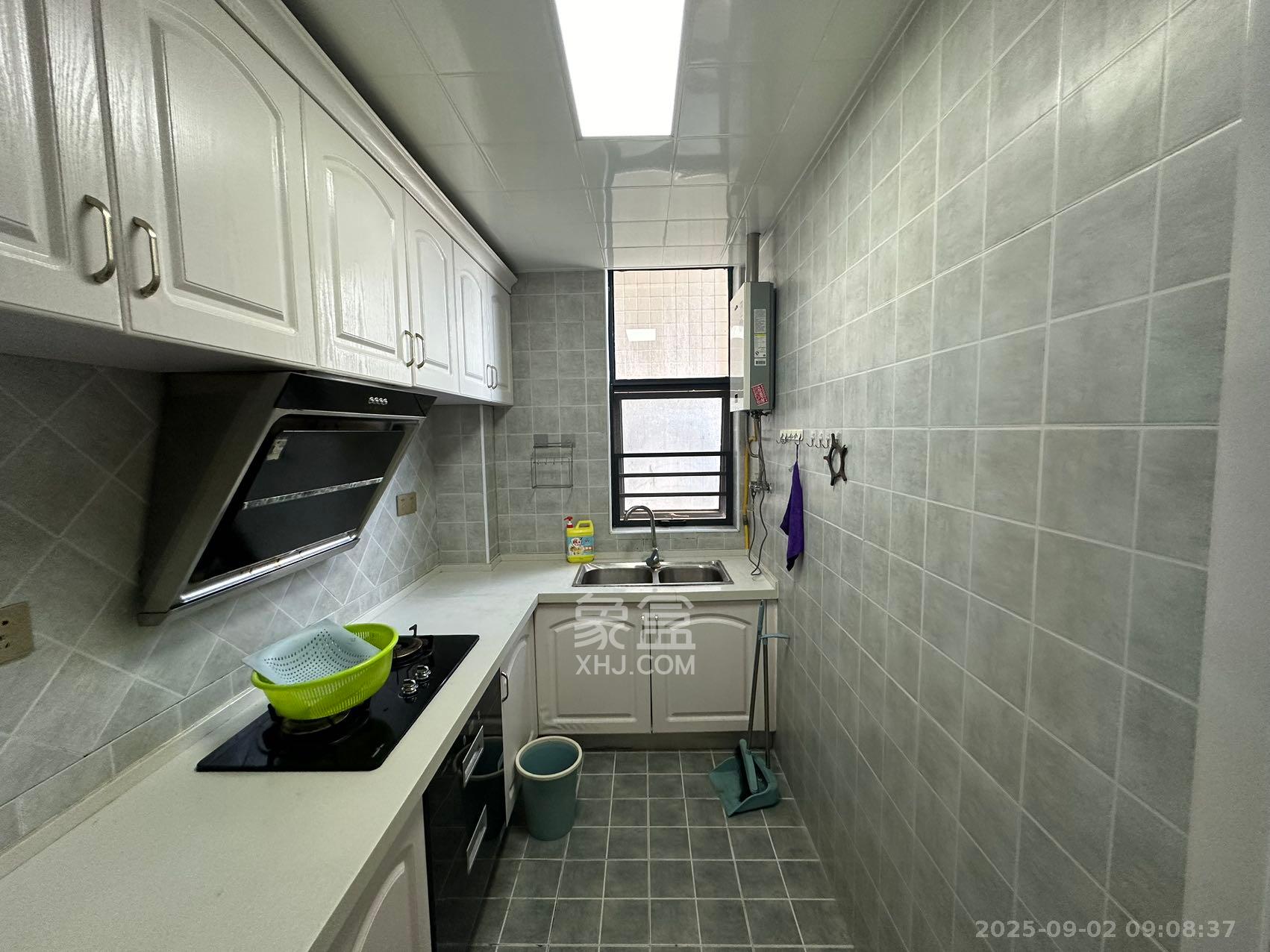 湘江世纪城瑞江苑 3室2厅1卫 2300.0元/月 湘江世纪城瑞江苑 3室2厅1卫 2300.0元/月室内图