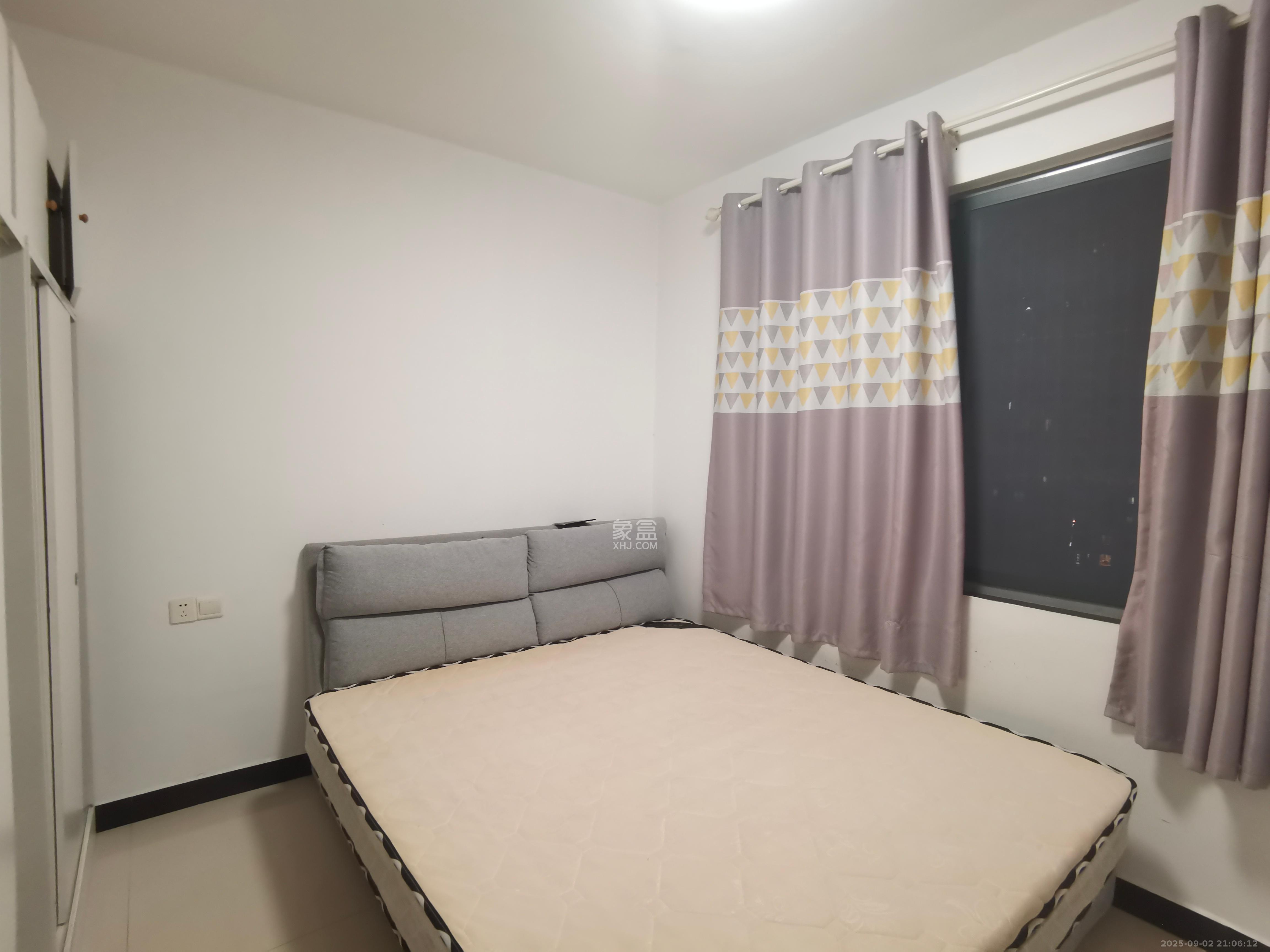 汇景豪庭  2室1厅1卫    2400.0元/月 汇景豪庭  2室1厅1卫    2400.0元/月室内图