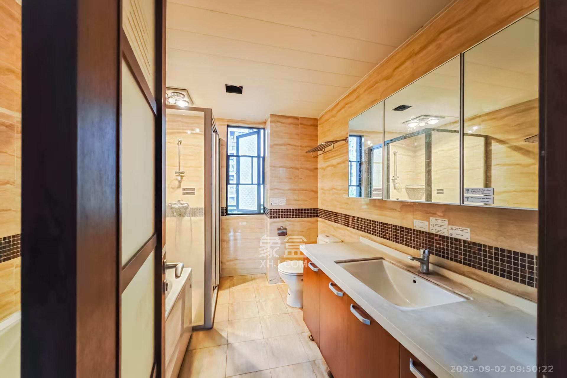 万科金域华府一期  3室2厅1卫    2900.0元/月室内图