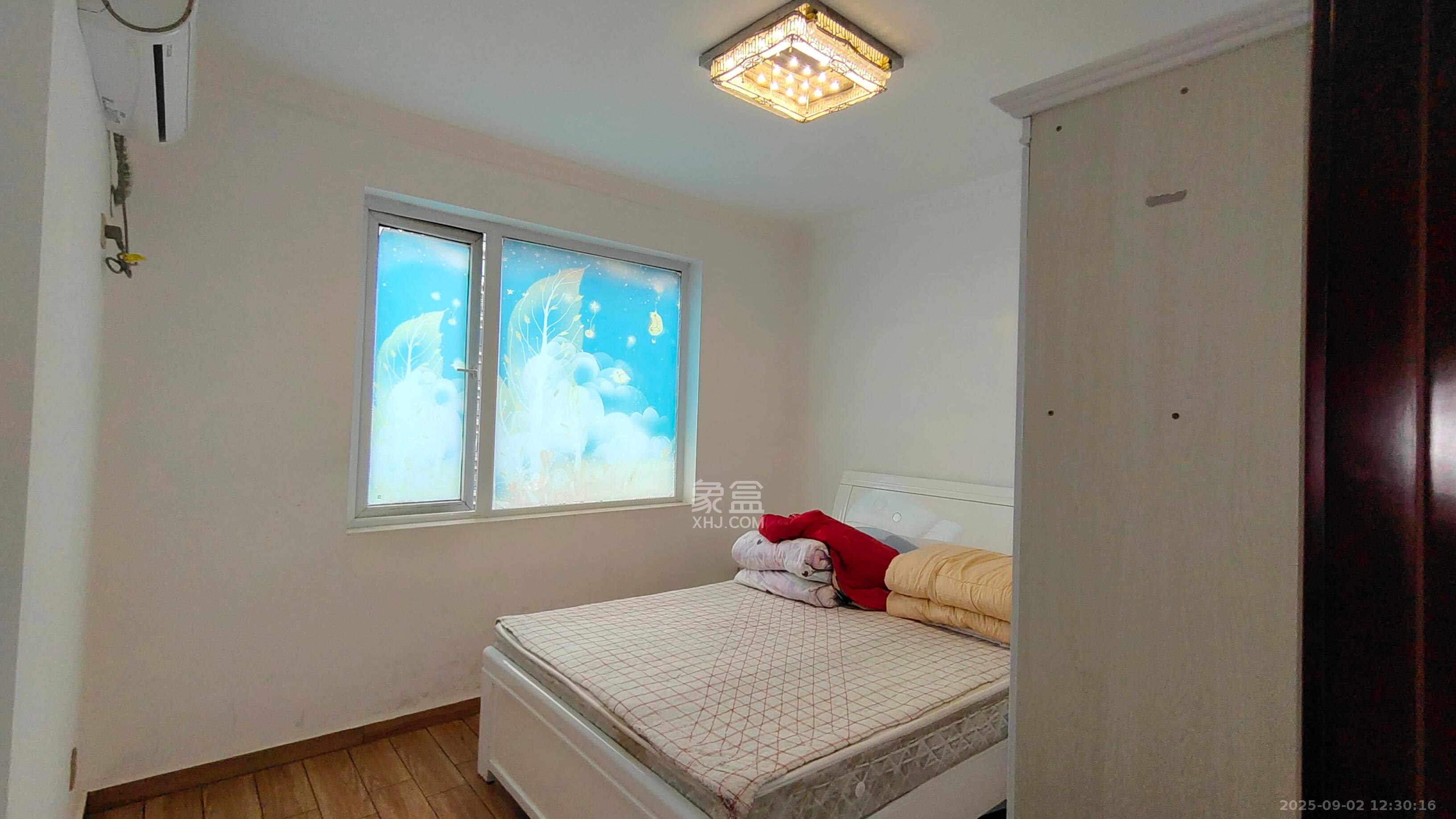 丽发新城  3室2厅1卫    2200.0元/月 丽发新城  3室2厅1卫    2200.0元/月室内图