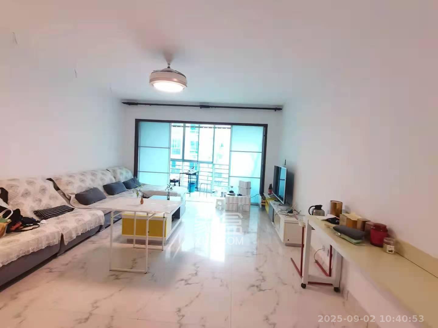 颐美园 3室2厅2卫 3000.0元/月 颐美园 3室2厅2卫 3000.0元/月室内图