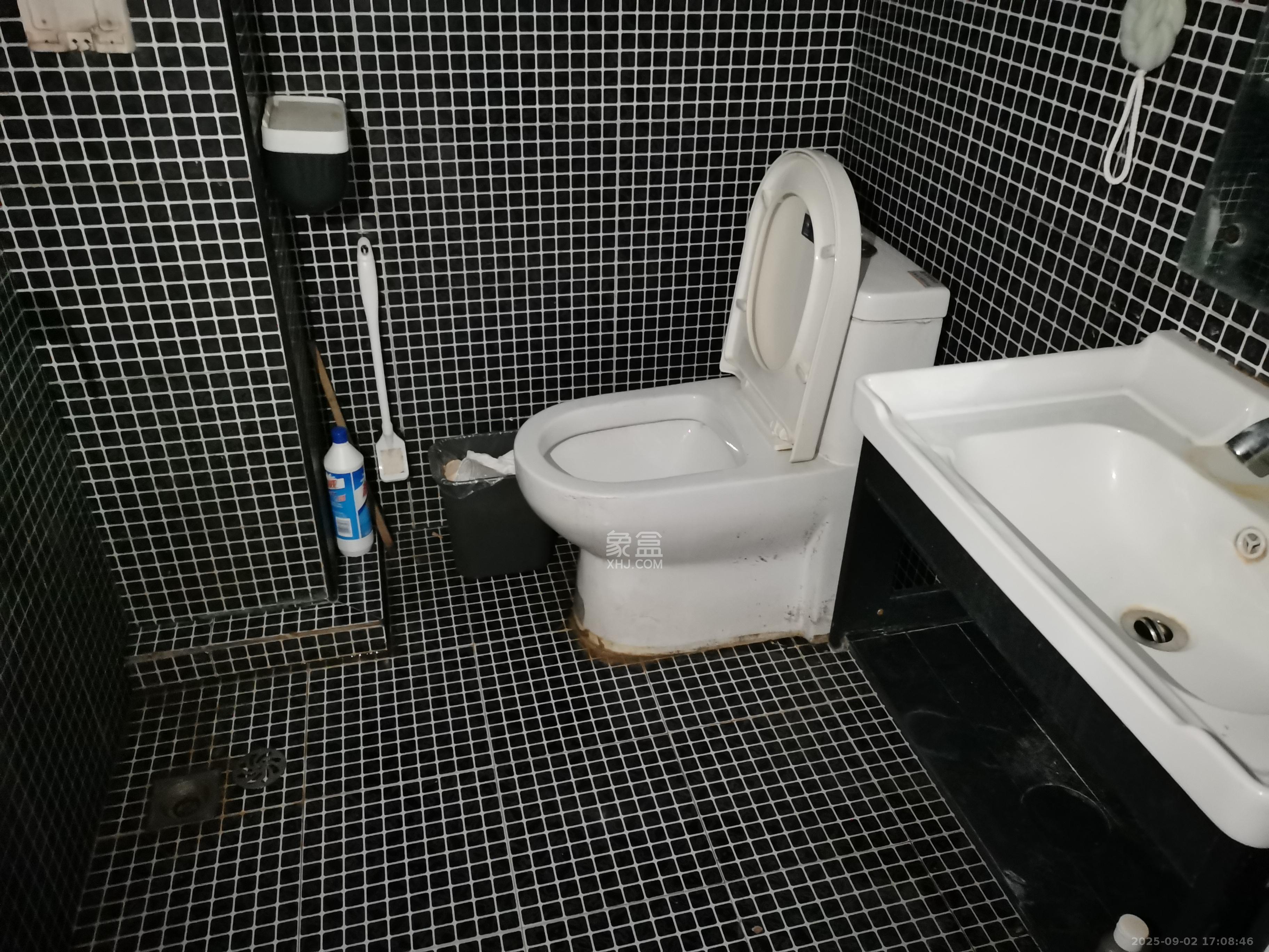 汇达国际公馆(汇达大厦) 1室0厅1卫 1300.0元/月 汇达国际公馆(汇达大厦) 1室0厅1卫 1300.0元/月室内图