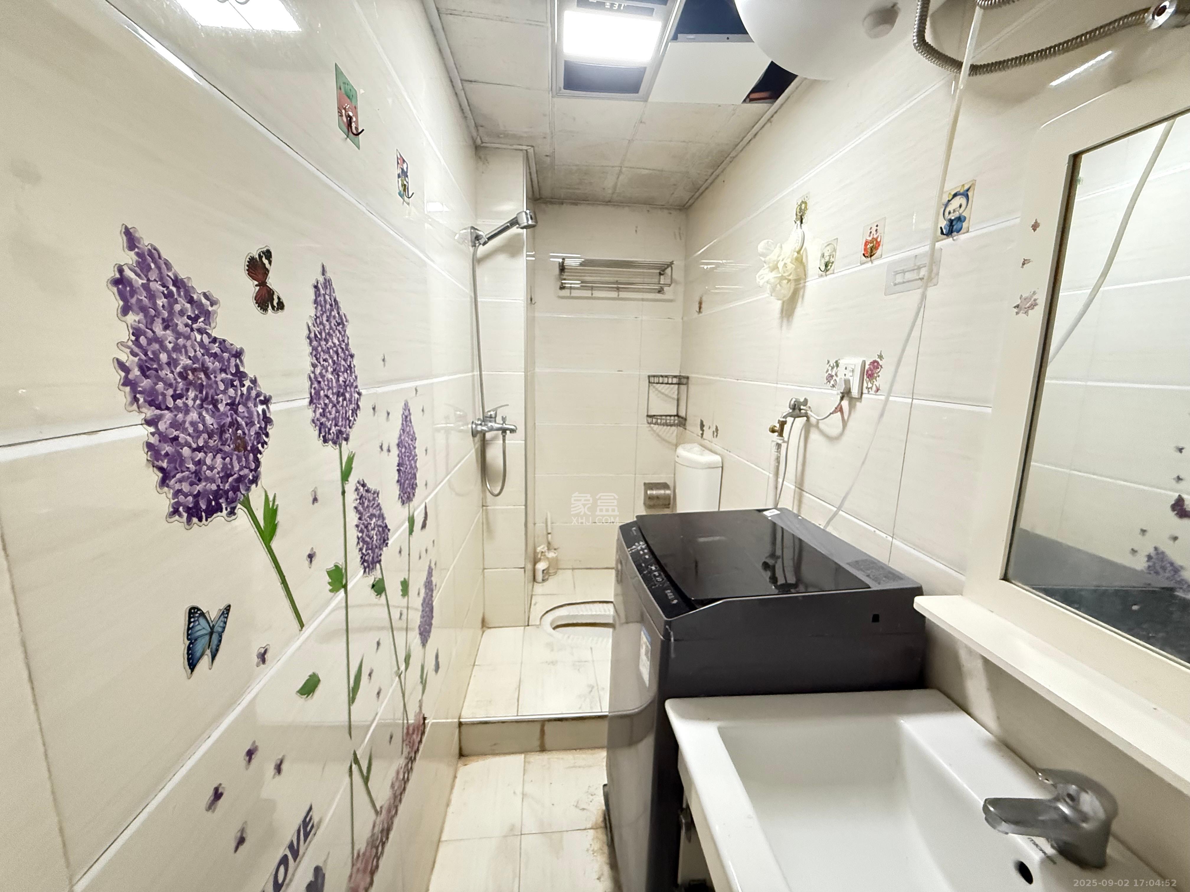 世嘉国际华城 2室2厅1卫 2400.0元/月 世嘉国际华城 2室2厅1卫 2400.0元/月室内图