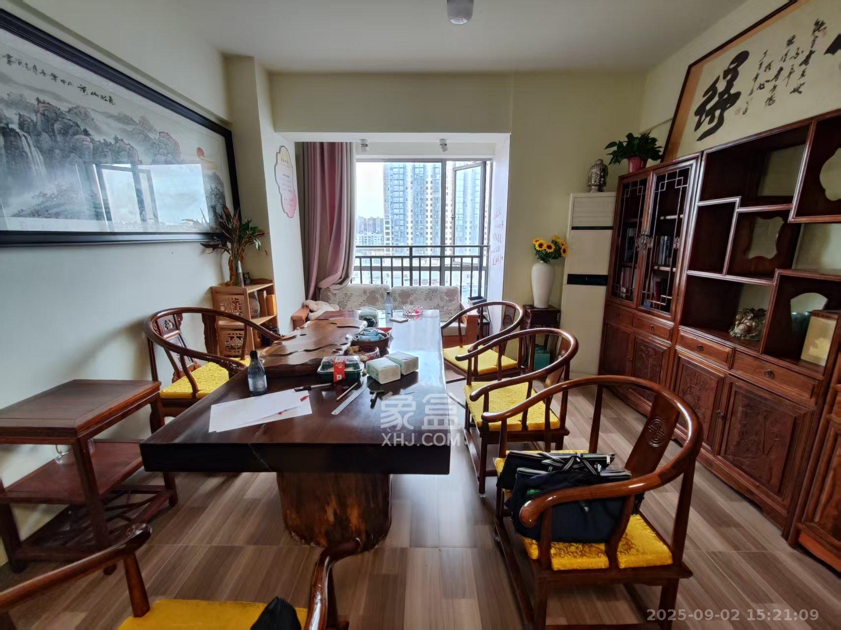 西子一间  1室1厅1卫    1500.0元/月 西子一间  1室1厅1卫    1500.0元/月室内图