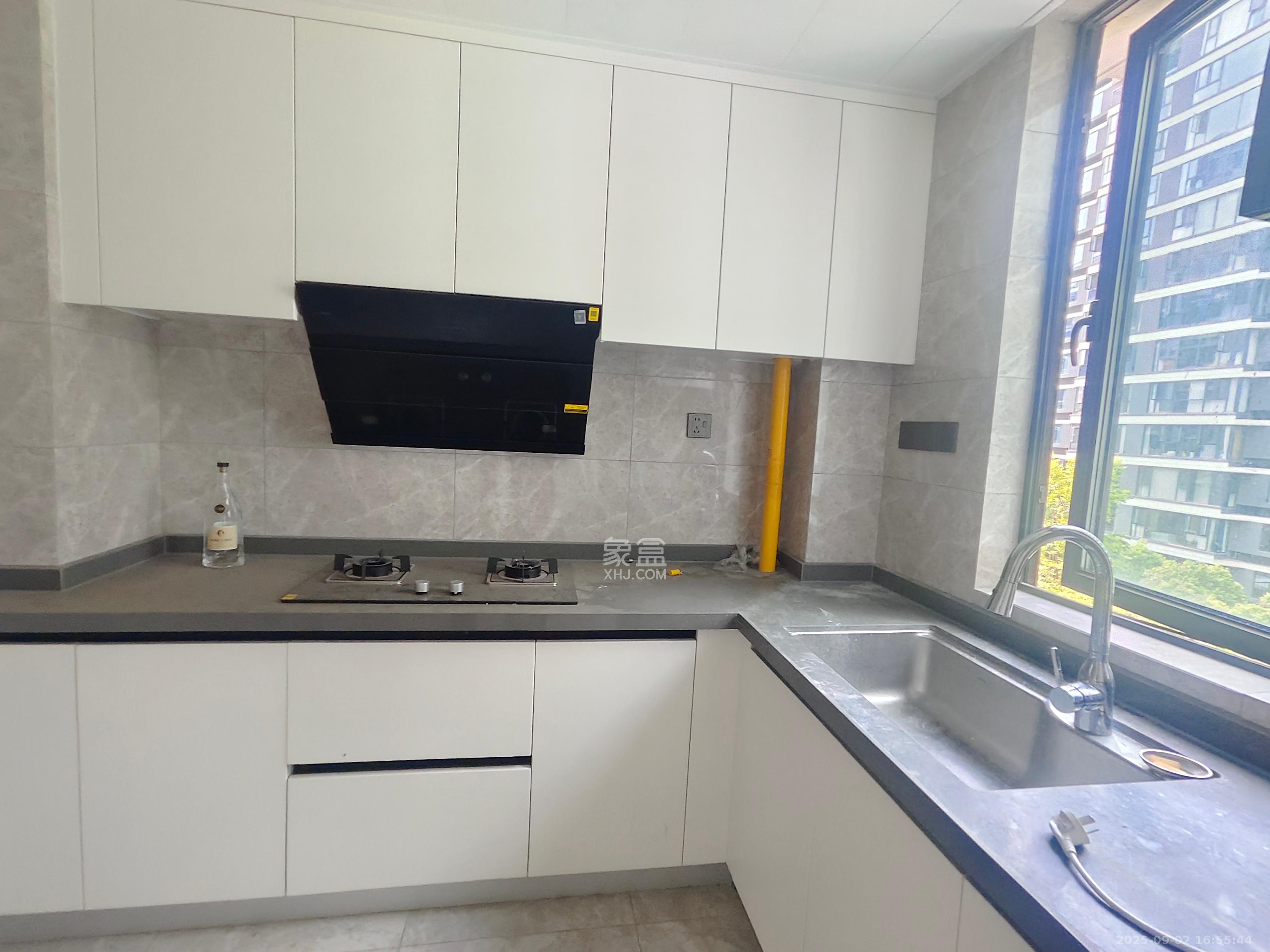 旭辉铂宸府 4室2厅2卫 3000.0元/月 旭辉铂宸府 4室2厅2卫 3000.0元/月室内图