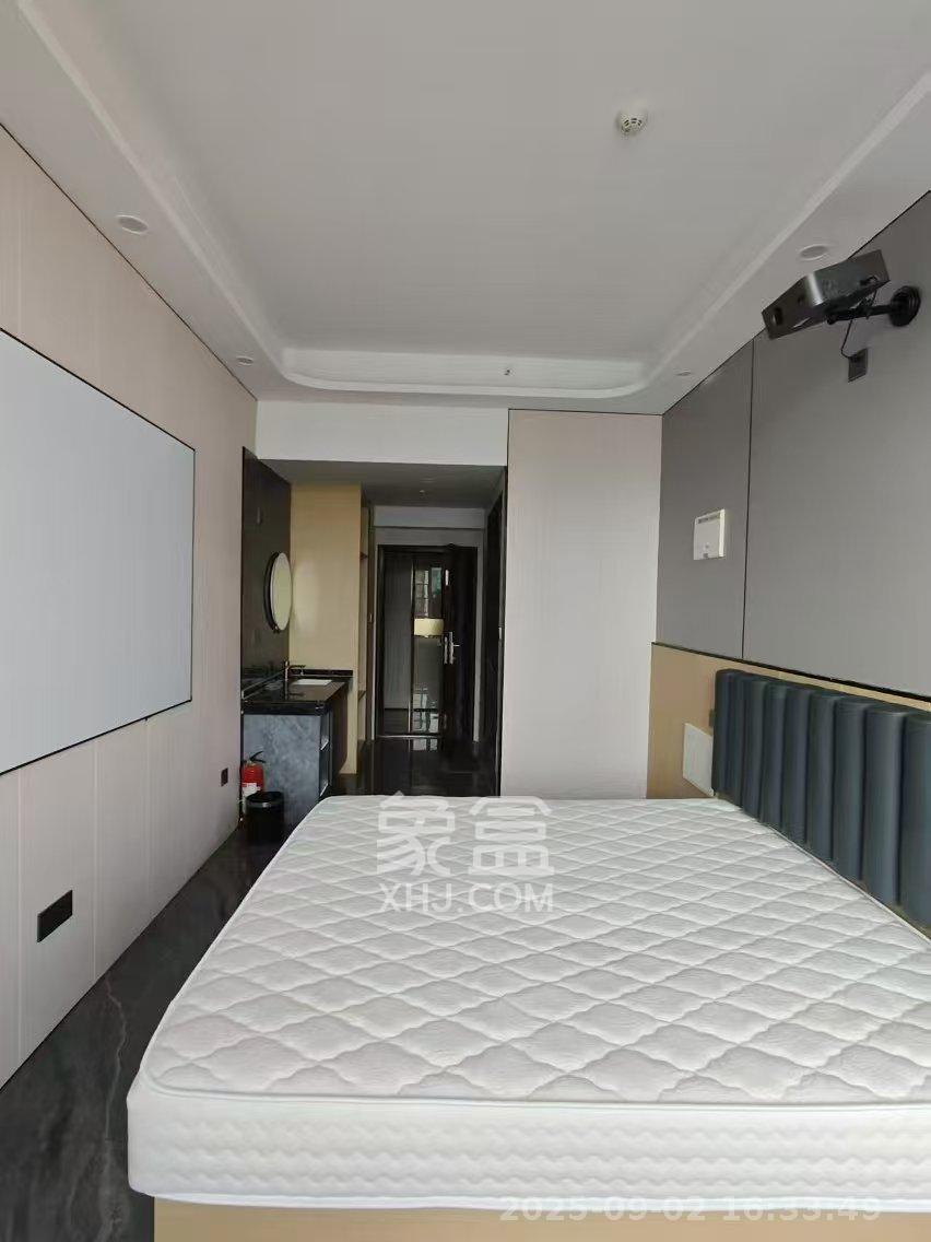 保利天禧EF区  1室0厅1卫    1500.0元/月 保利天禧EF区  1室0厅1卫    1500.0元/月室内图