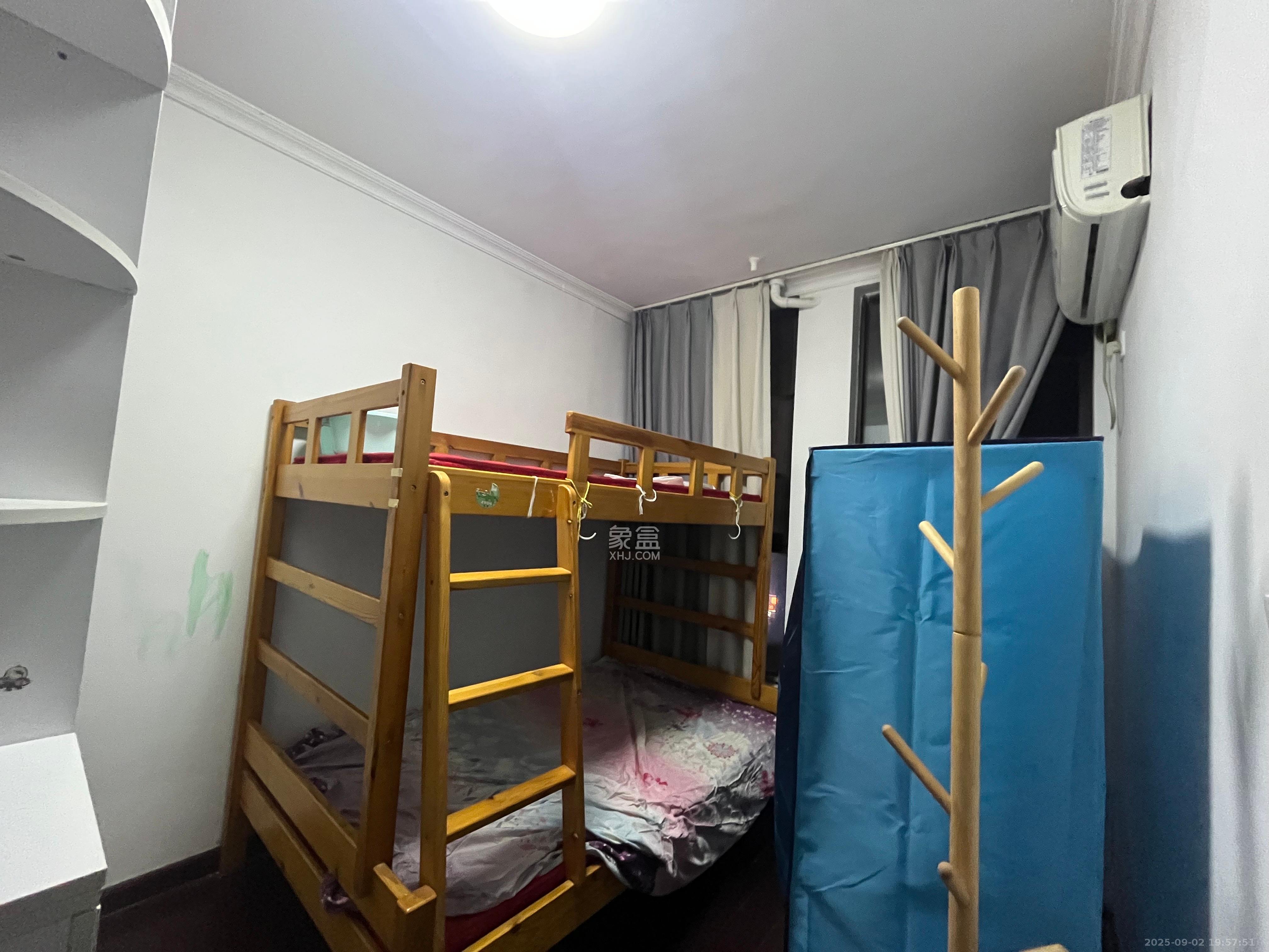 中海国际一期  3室2厅1卫   2000.00元/月室内图