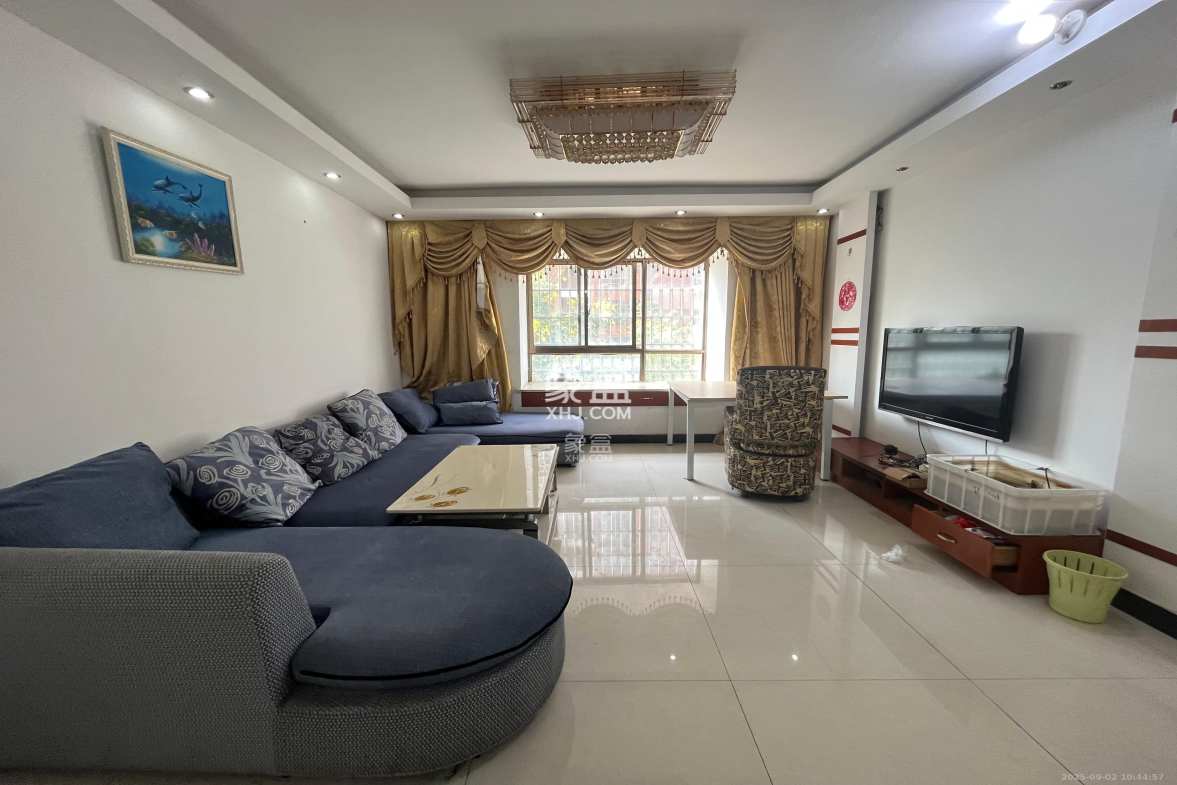 丽都桃源(金峰北院二期)  3室2厅1卫    2400.0元/月 丽都桃源(金峰北院二期)  3室2厅1卫    2400.0元/月室内图