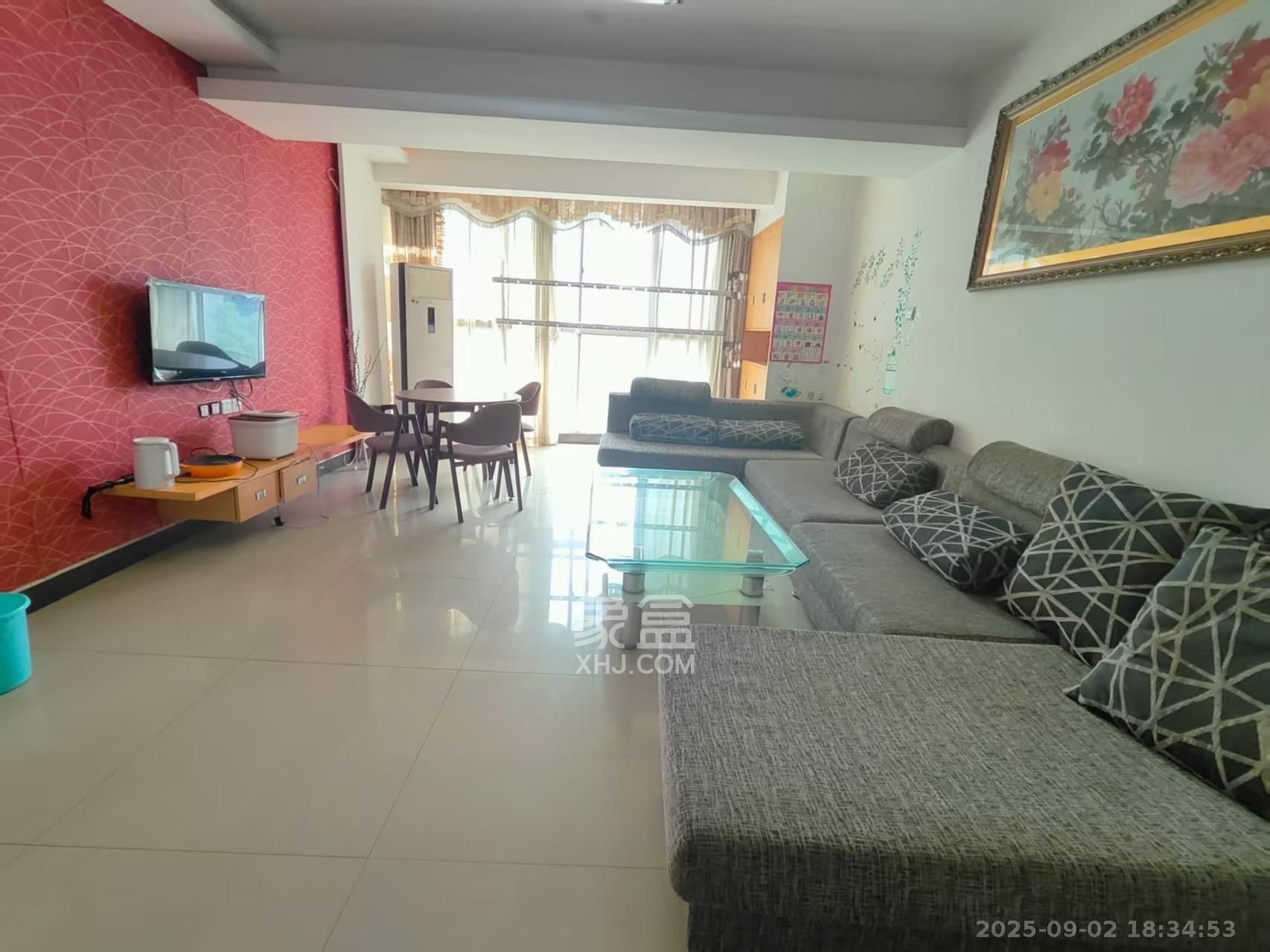 麓谷加州阳光  3室2厅1卫    2300.0元/月 麓谷加州阳光  3室2厅1卫    2300.0元/月室内图