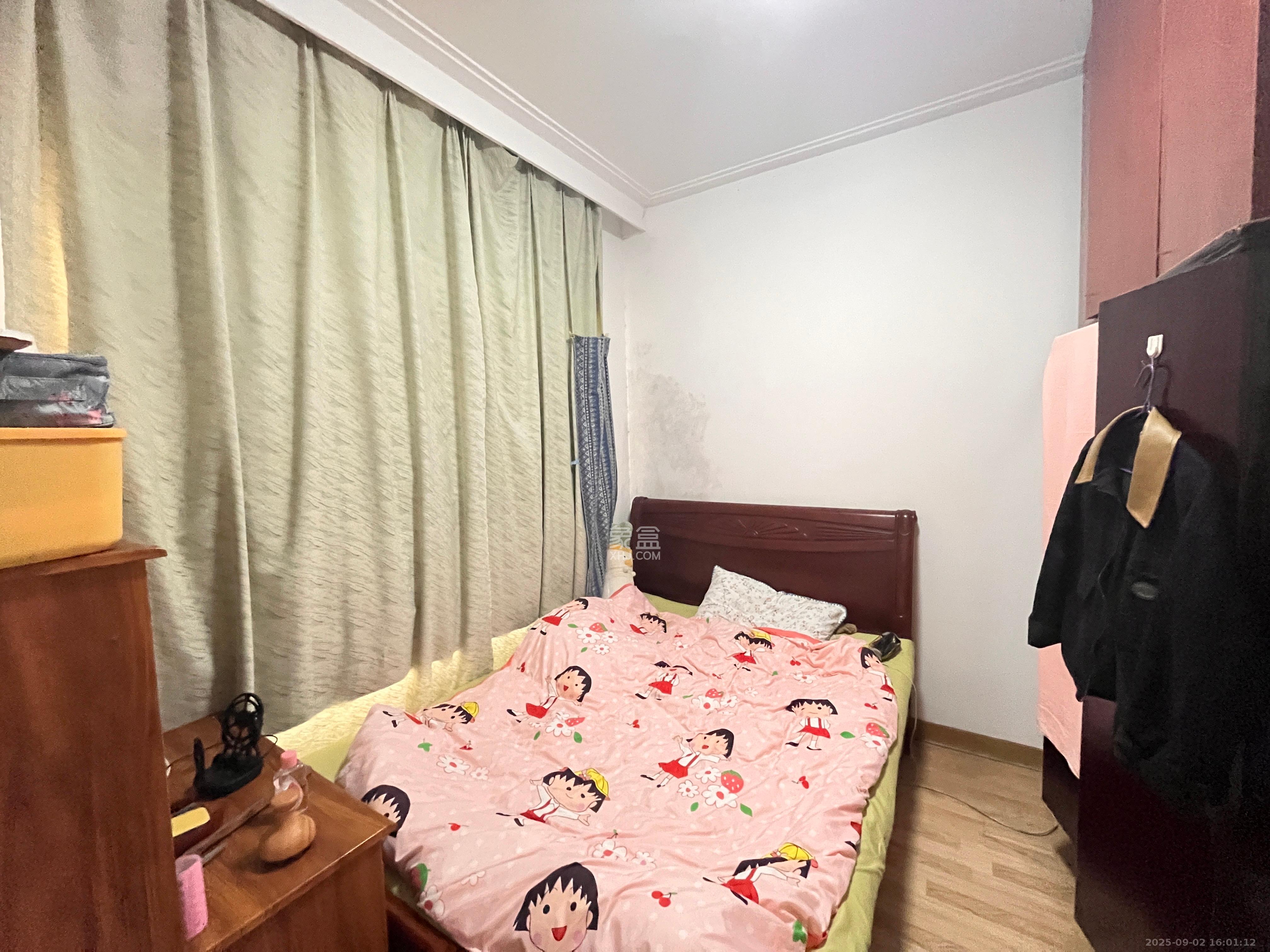 长华小区  3室2厅1卫    1700.0元/月室内图