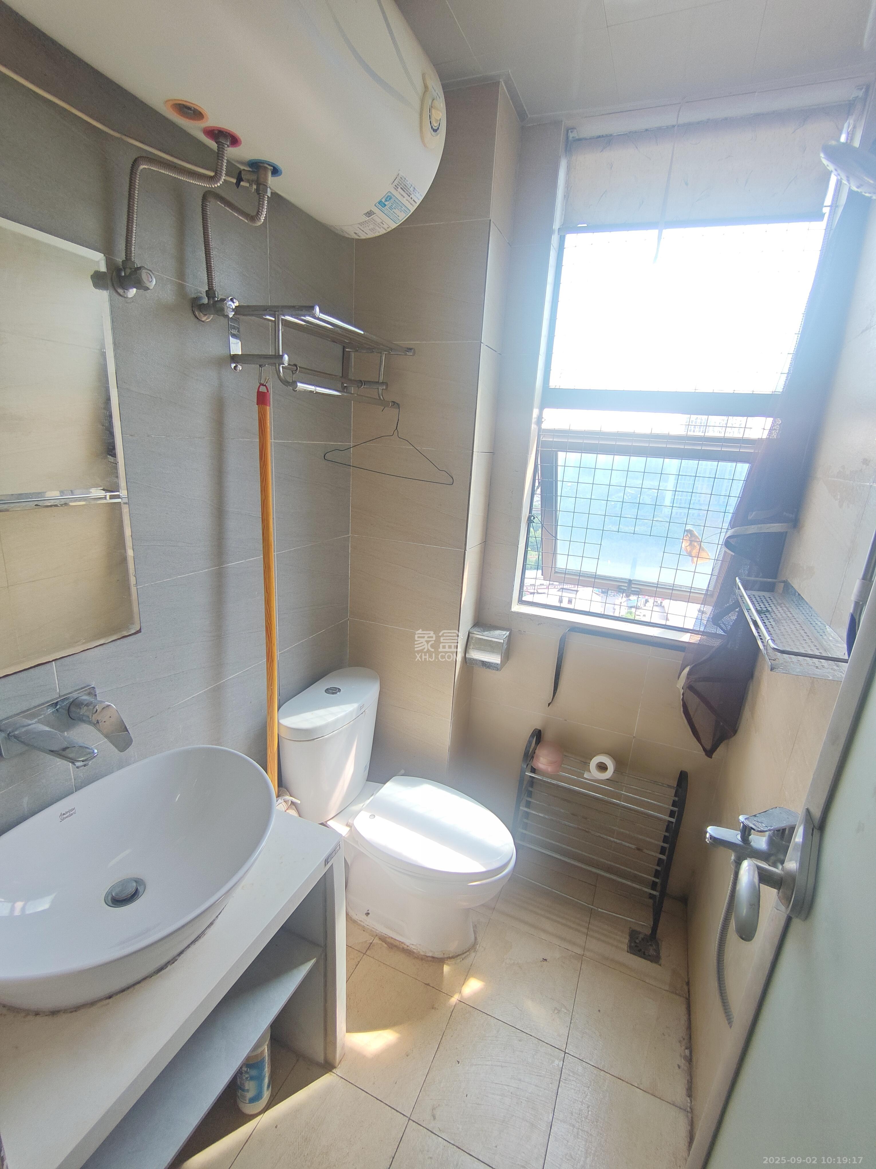 长盛上东区  1室1厅1卫    1680.0元/月室内图