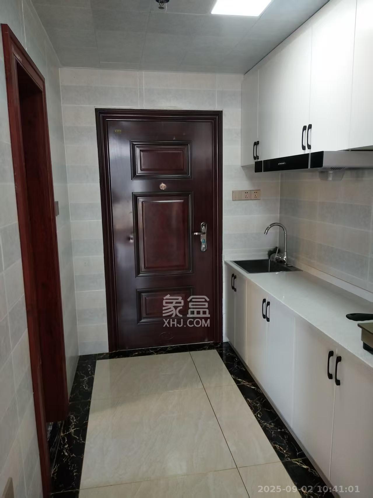 明大佳园  1室1厅1卫    1800.0元/月室内图