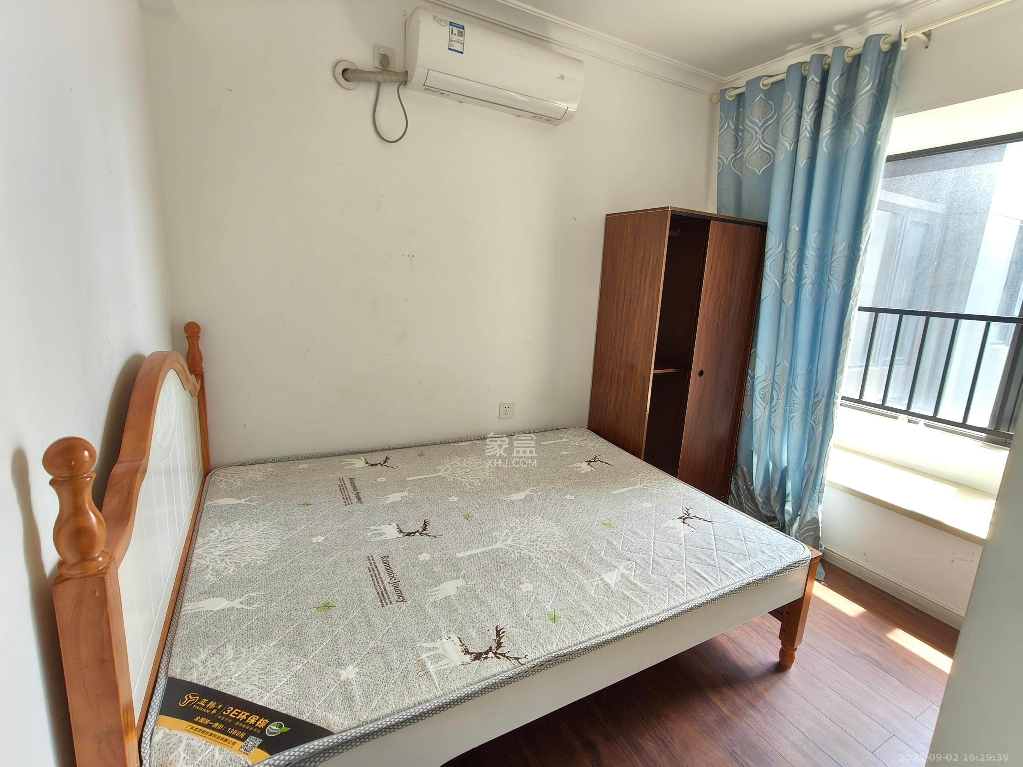 万科魅力之城锋镜里 3室2厅1卫 2200.0元/月 万科魅力之城锋镜里 3室2厅1卫 2200.0元/月室内图