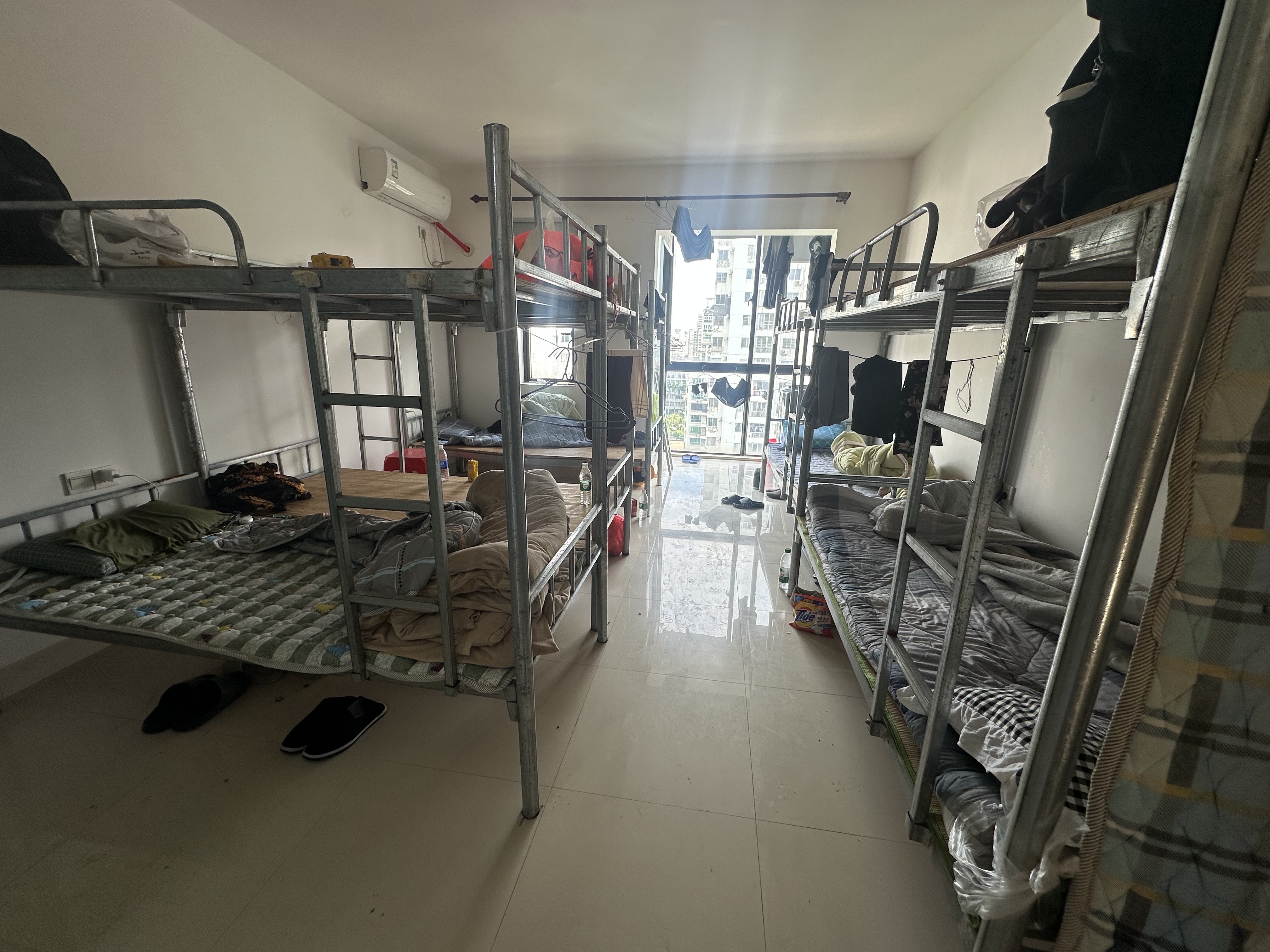 听海南国印象 1室1厅1卫 55.0万 听海南国印象 1室1厅1卫 55.0万客厅