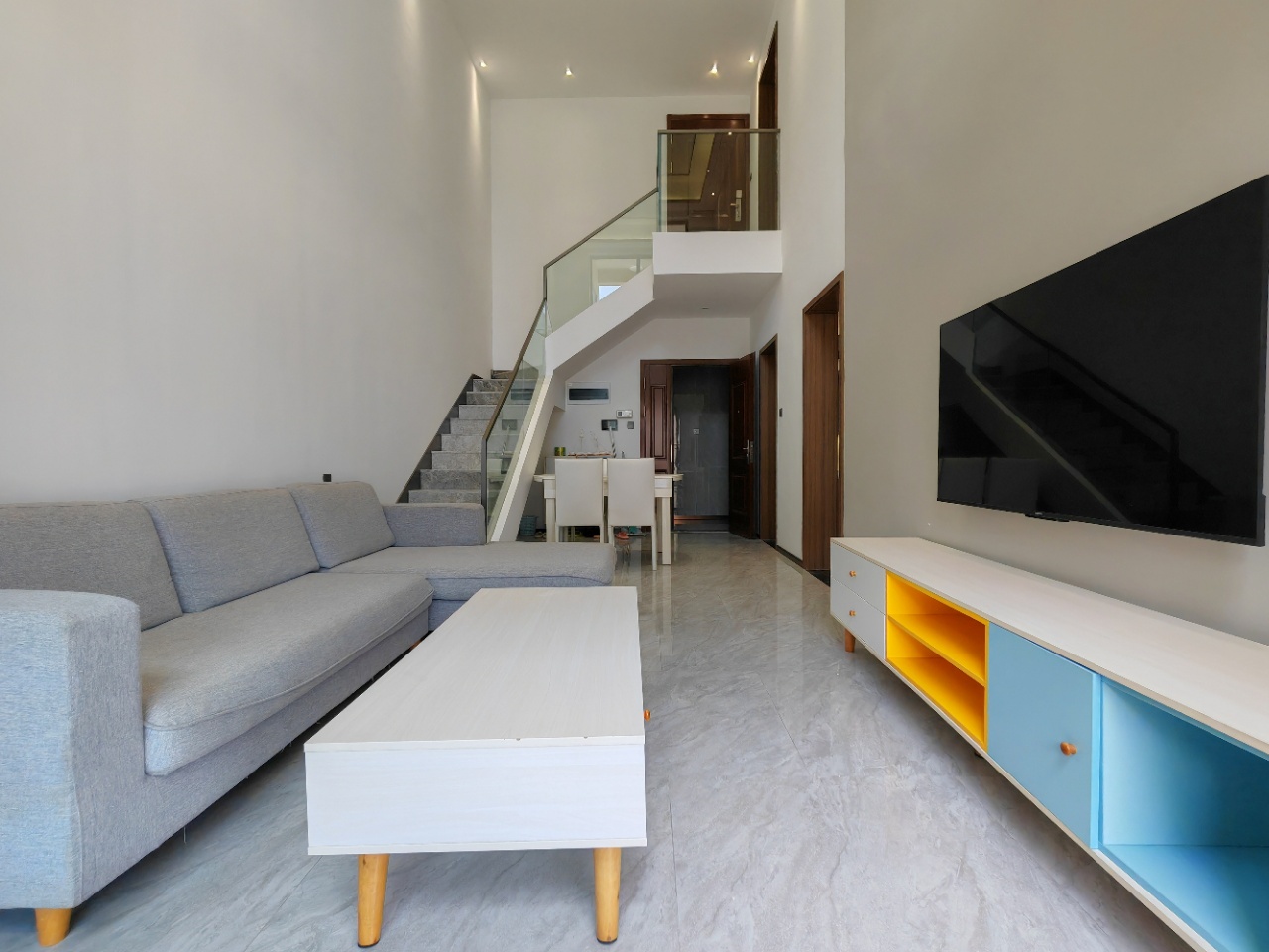 海航豪庭南苑  2室2厅2卫    4500.0元/月 海航豪庭南苑  2室2厅2卫    4500.0元/月室内图