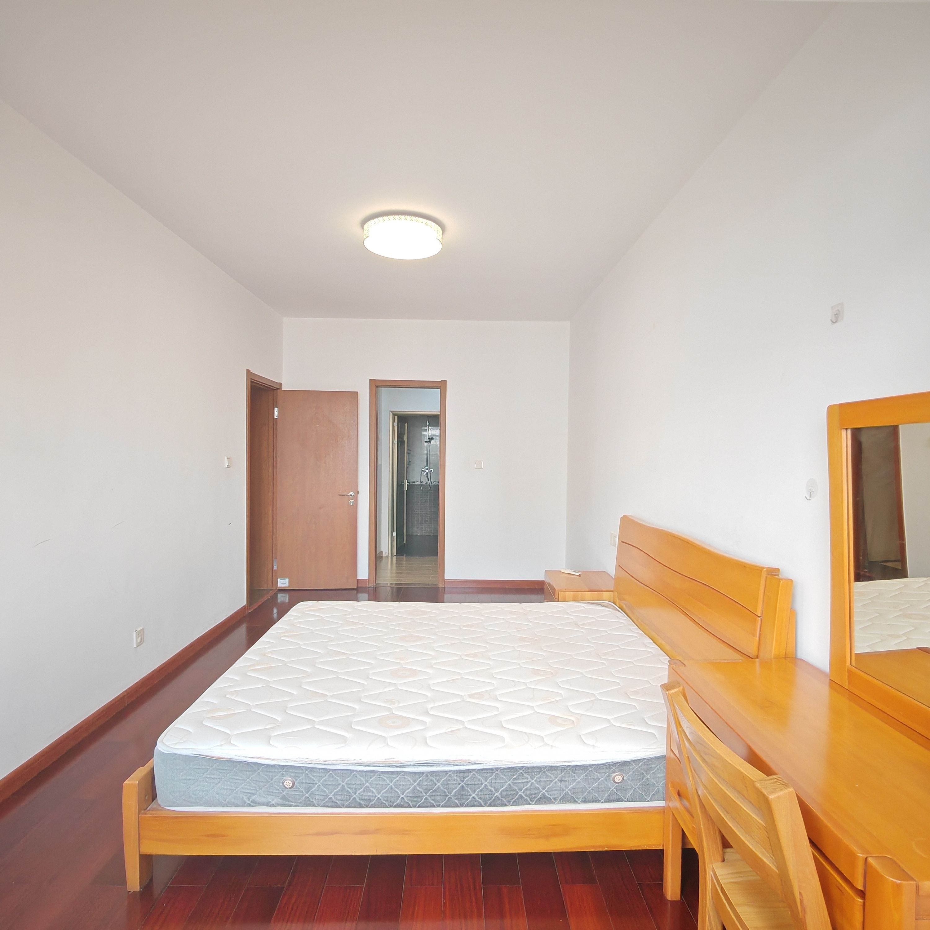 学苑公寓 3室2厅2卫 3100.0元/月 学苑公寓 3室2厅2卫 3100.0元/月室内图