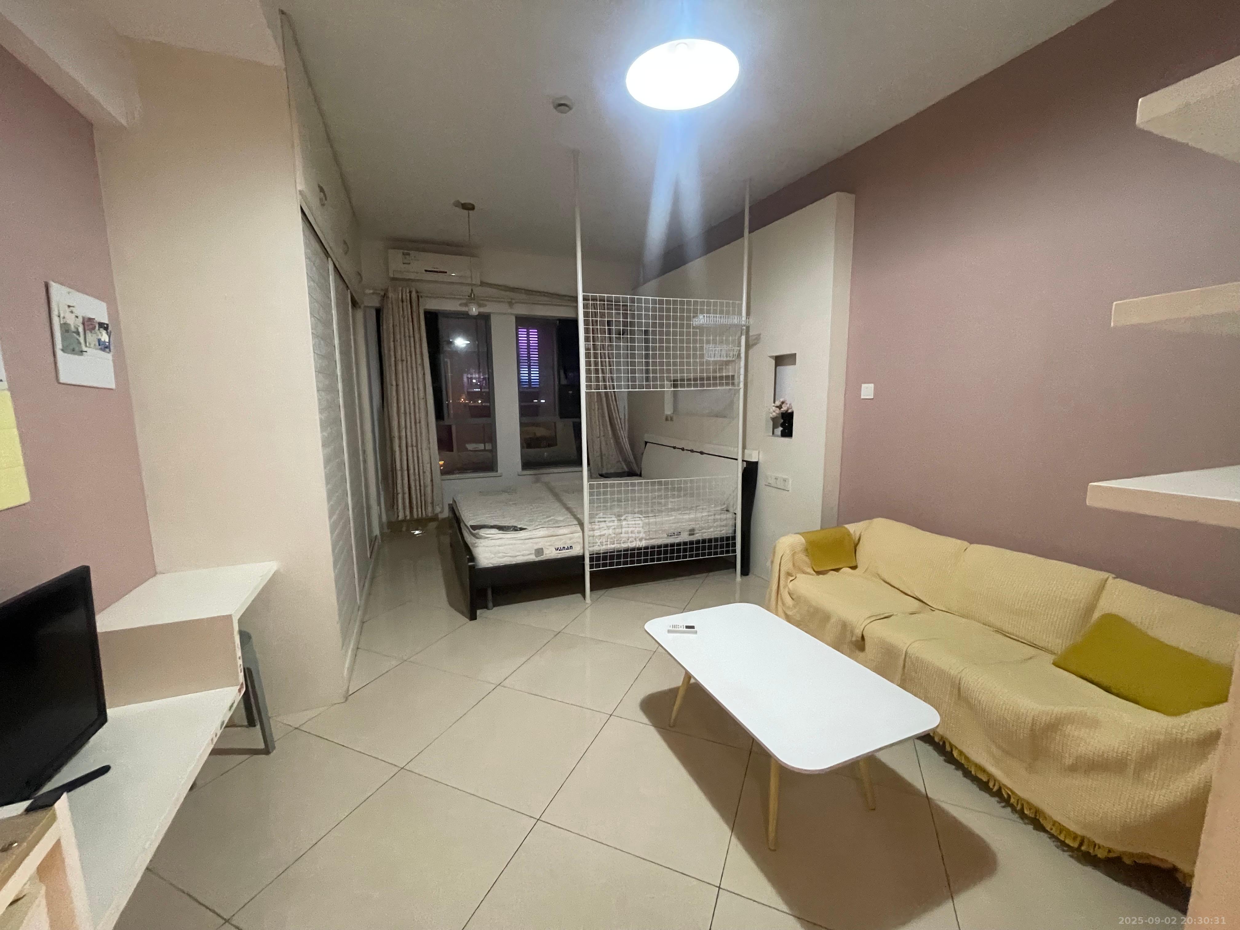 东宸19公馆 1室1厅1卫 1700.0元/月 东宸19公馆 1室1厅1卫 1700.0元/月室内图