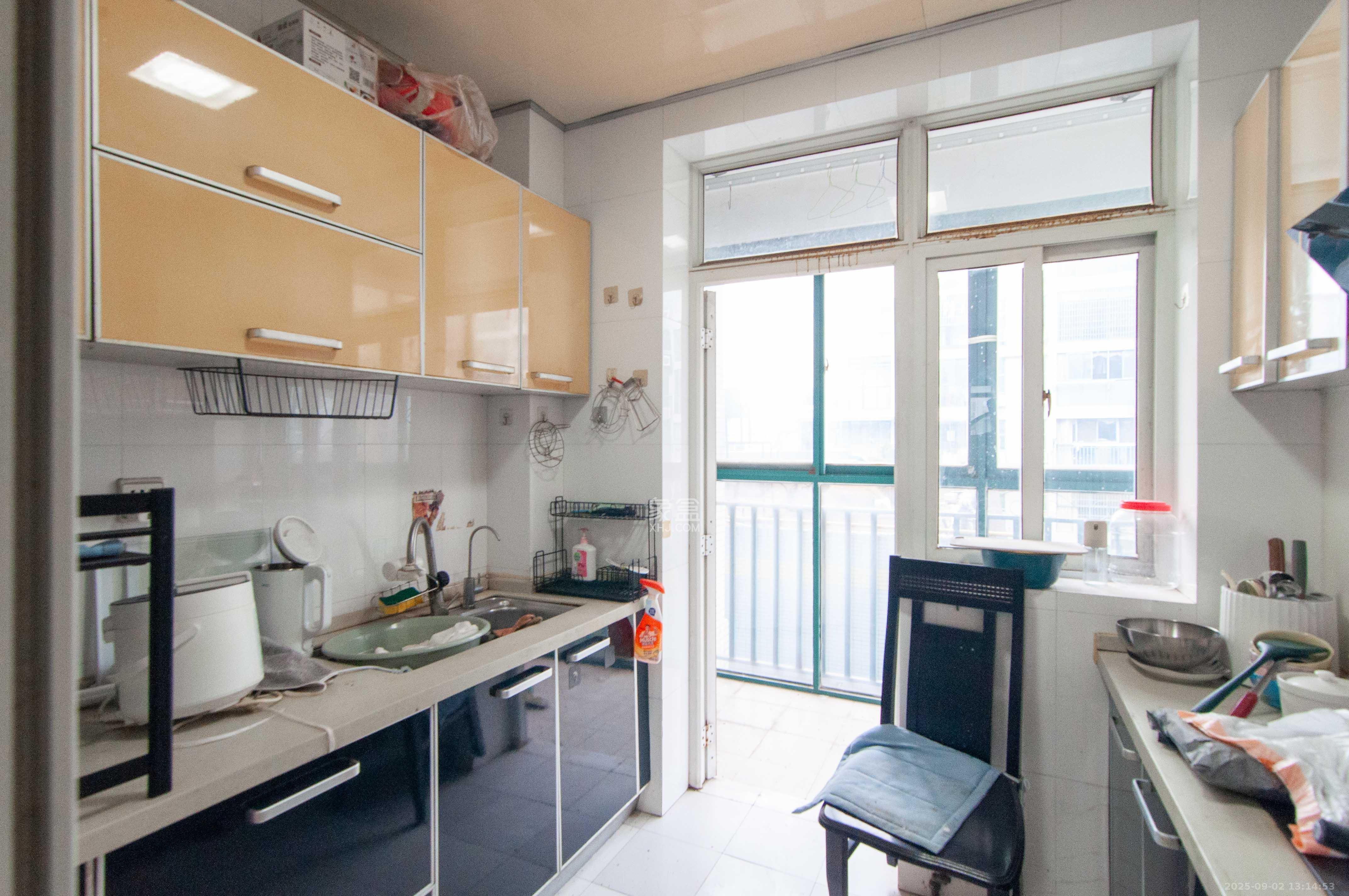 望兴景园一期 2室2厅1卫 70.0万 望兴景园一期 2室2厅1卫 70.0万厨房