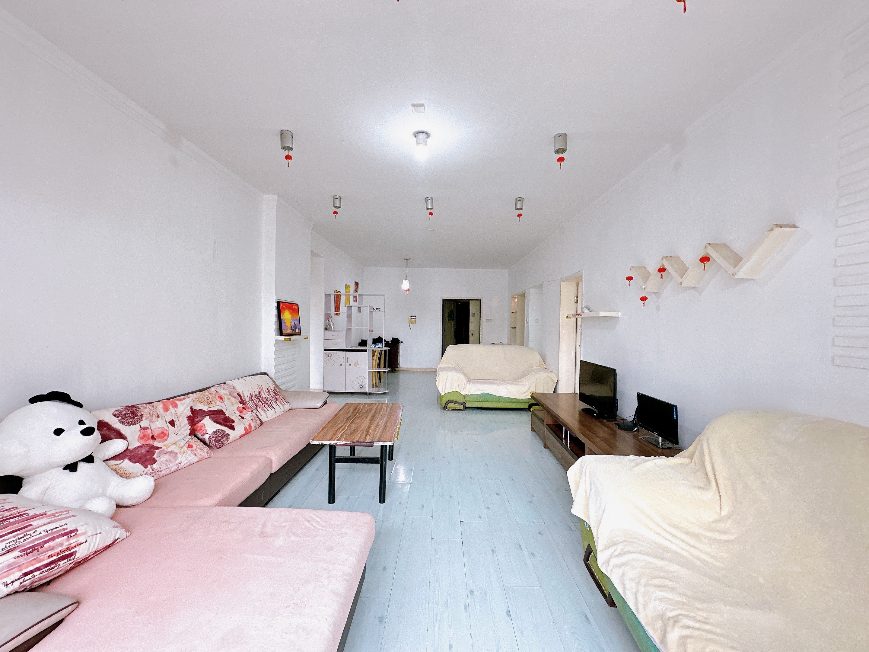 锦绣华天  3室2厅2卫    3200.0元/月 锦绣华天  3室2厅2卫    3200.0元/月户型图