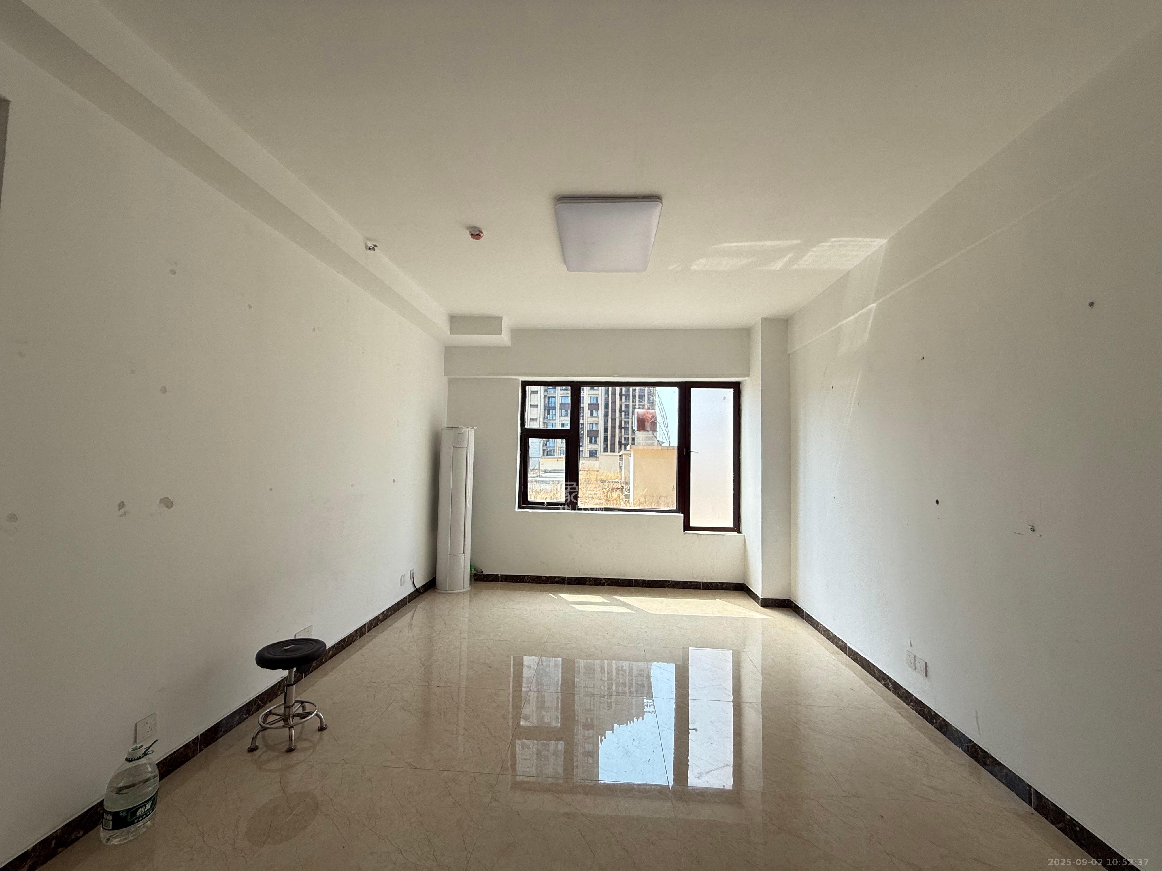 东方美地 2室2厅1卫 3000.0元/月 东方美地 2室2厅1卫 3000.0元/月室内图