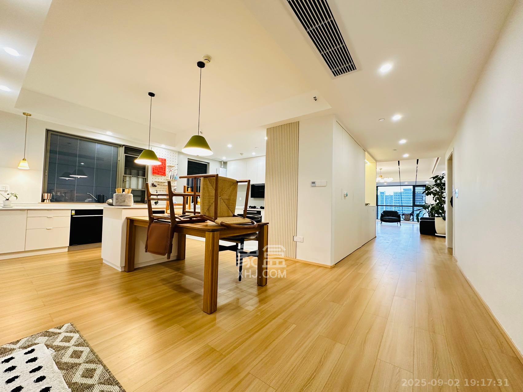 梅溪华府（新城金茂梦想华府）  4室2厅3卫    7000.0元/月室内图