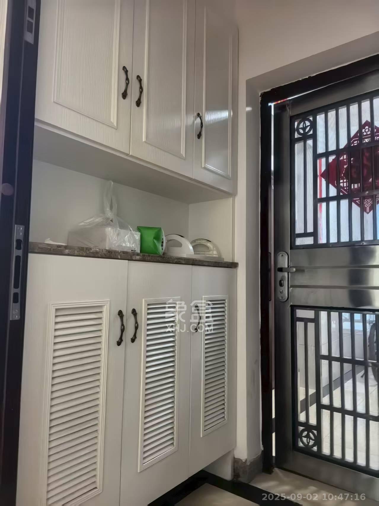 鑫科明珠  3室2厅2卫    3350.0元/月 鑫科明珠  3室2厅2卫    3350.0元/月室内图