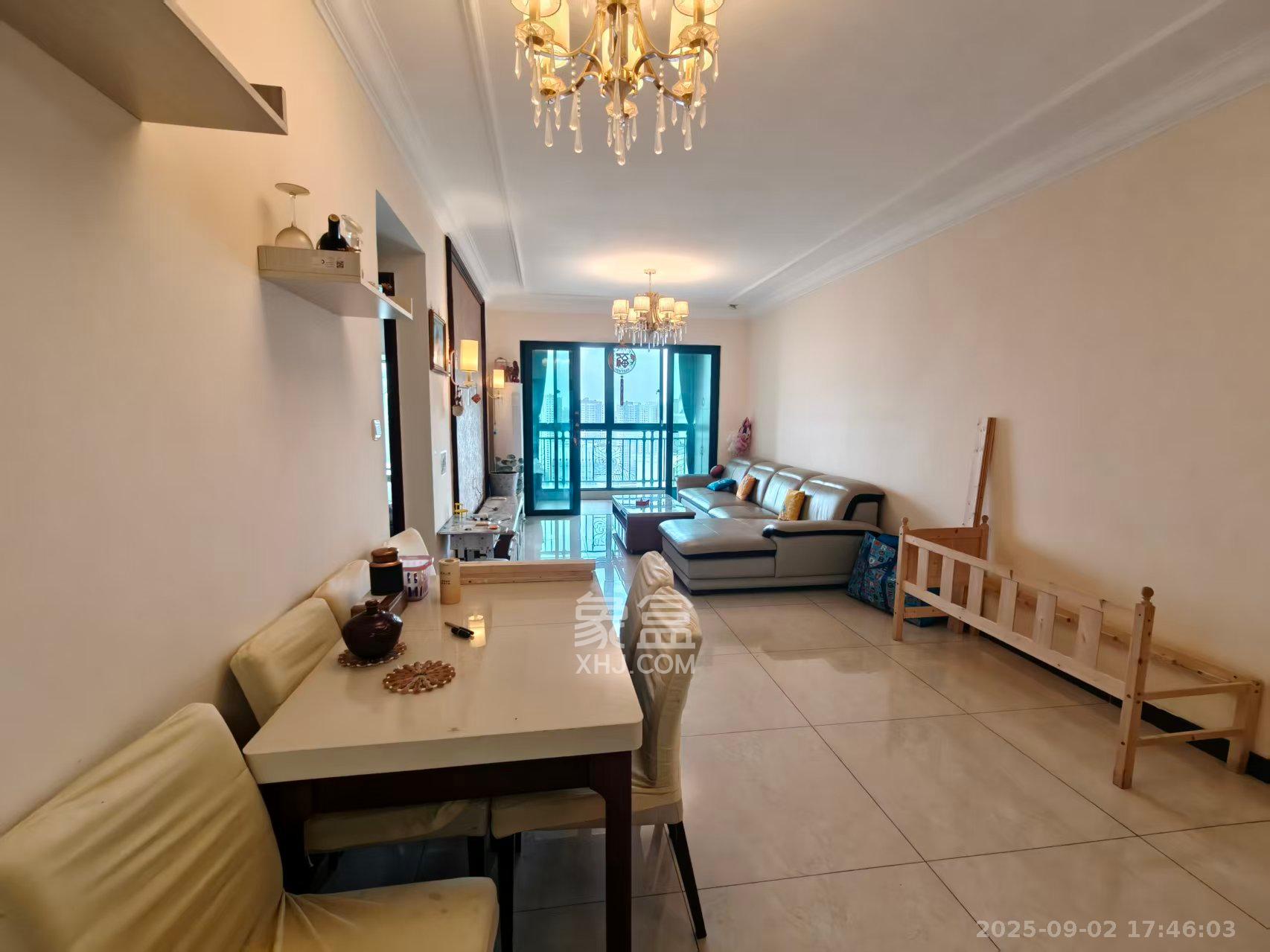 恒大翡翠华庭  2室2厅1卫    2200.0元/月室内图