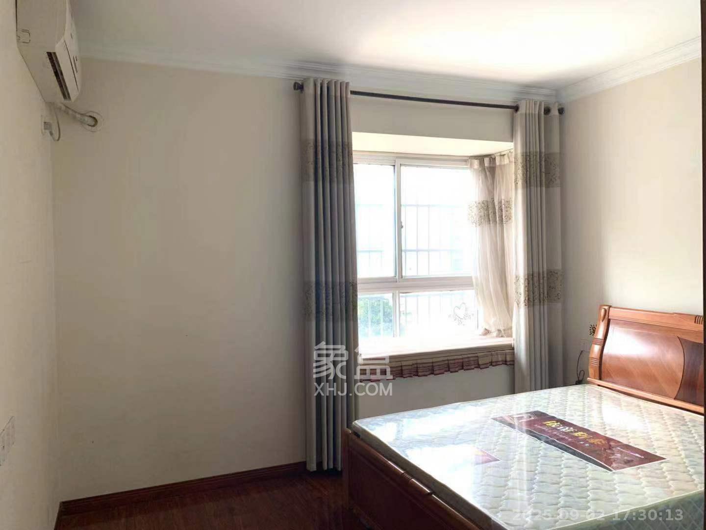 嘉盛华庭（一期、二期、三期）  1室0厅0卫    2200.0元/月室内图