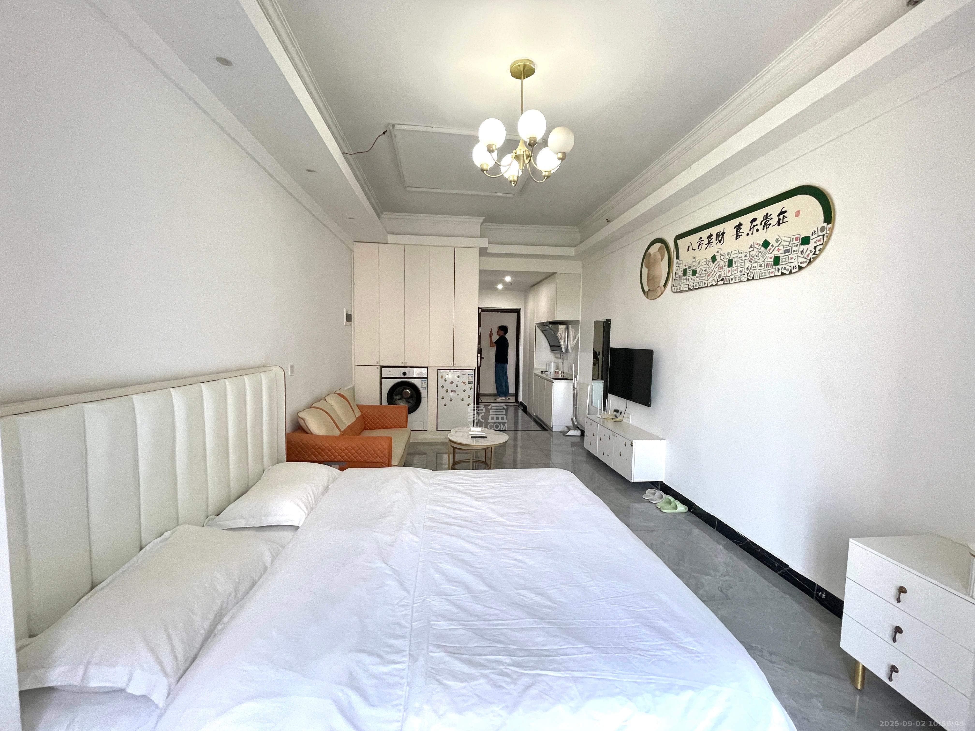 万润时光里  1室0厅0卫   1600.00元/月室内图