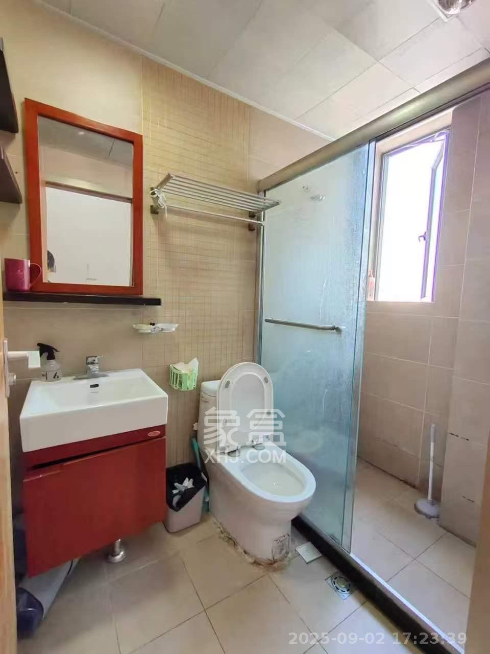 湘域中央 3室2厅2卫 2600.0元/月 湘域中央 3室2厅2卫 2600.0元/月室内图