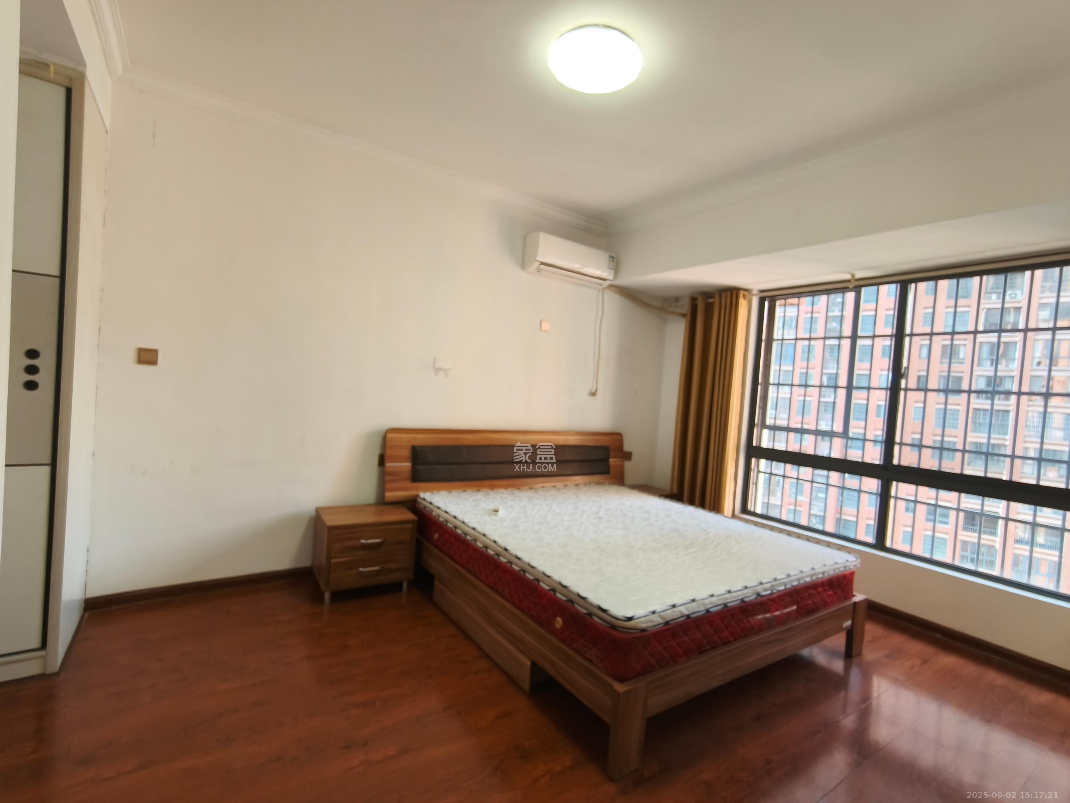 海德公园 4室2厅2卫 2200.0元/月 海德公园 4室2厅2卫 2200.0元/月室内图