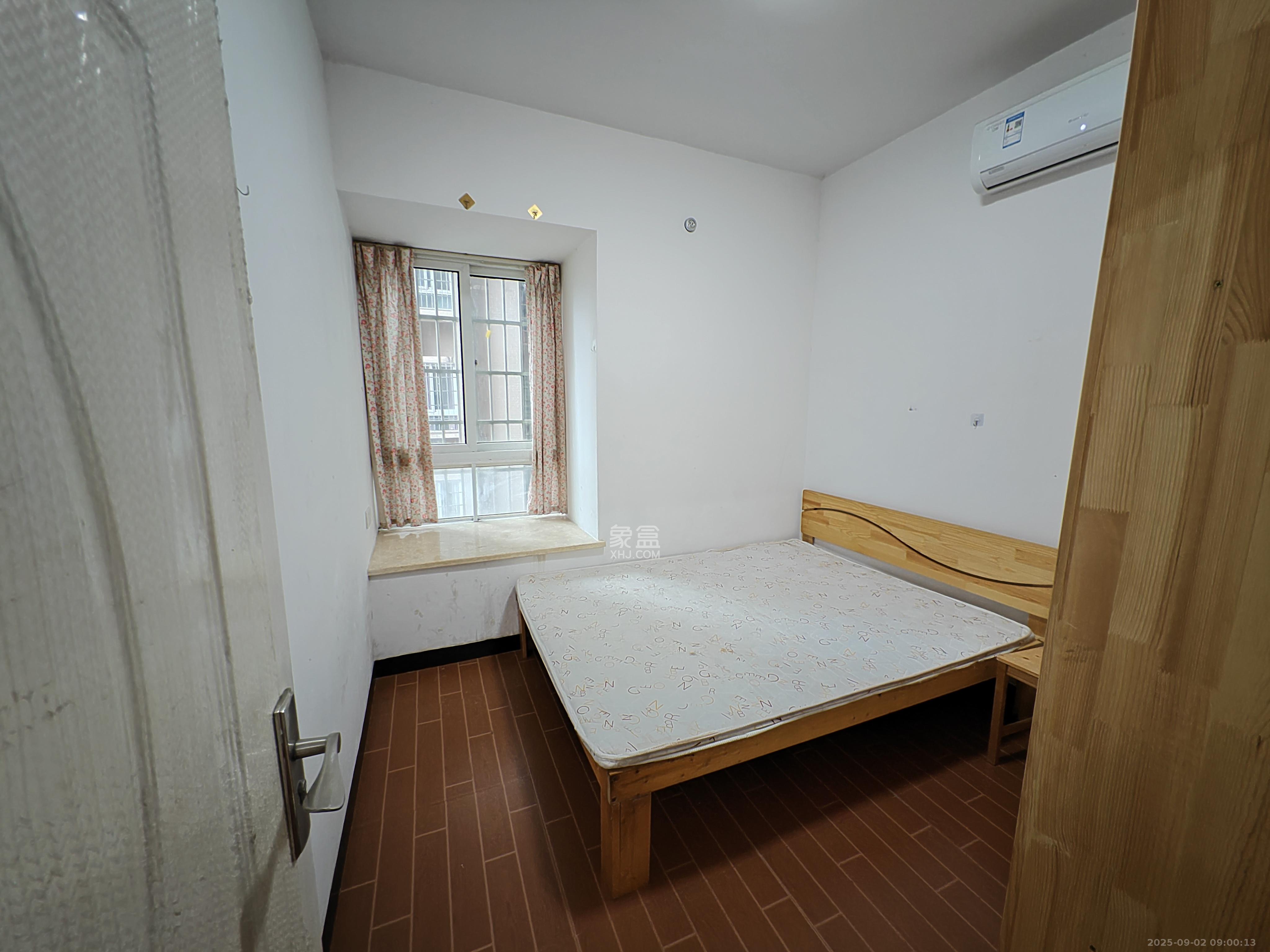 上河国际C区 3室1厅1卫 2200.0元/月 上河国际C区 3室1厅1卫 2200.0元/月室内图