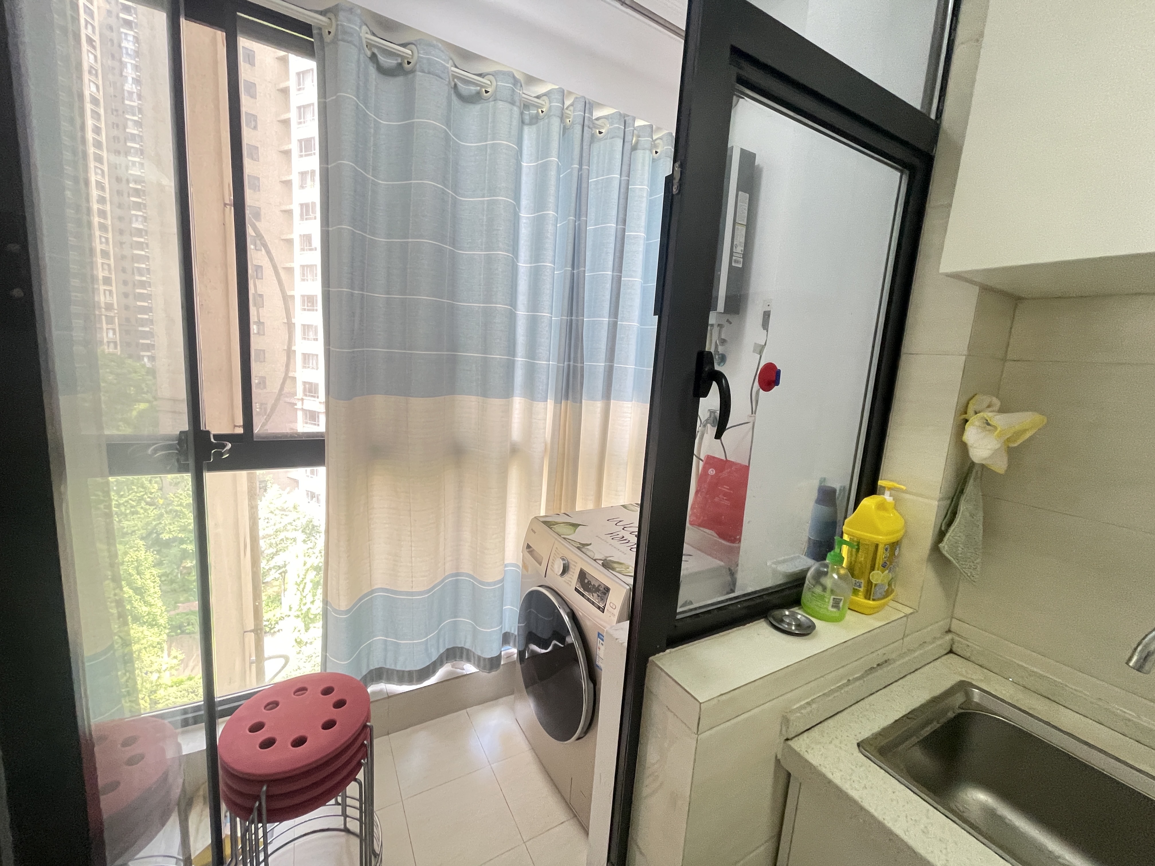 经世龙城  3室2厅2卫    1800.0元/月户型图