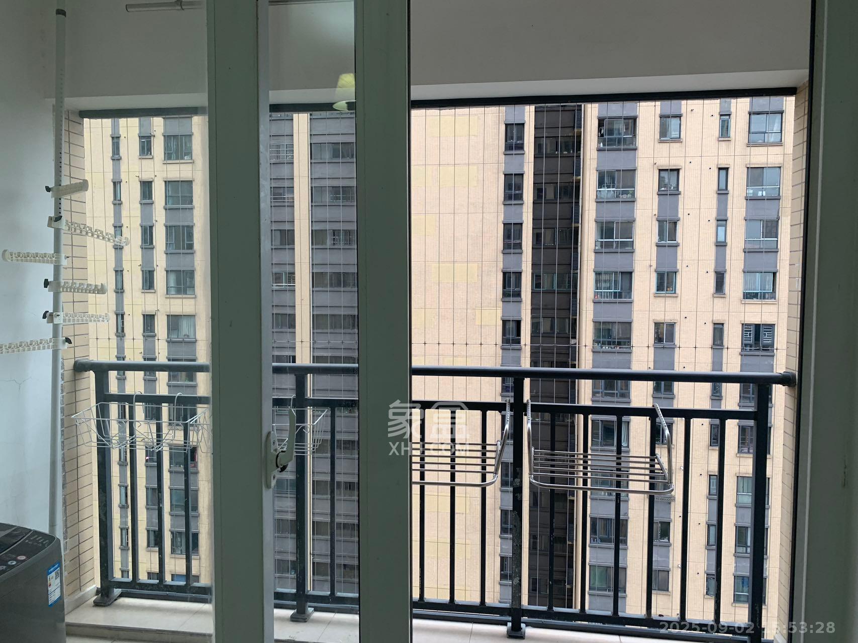 五矿沁园金城（春和景园）  2室2厅1卫    1900.0元/月室内图