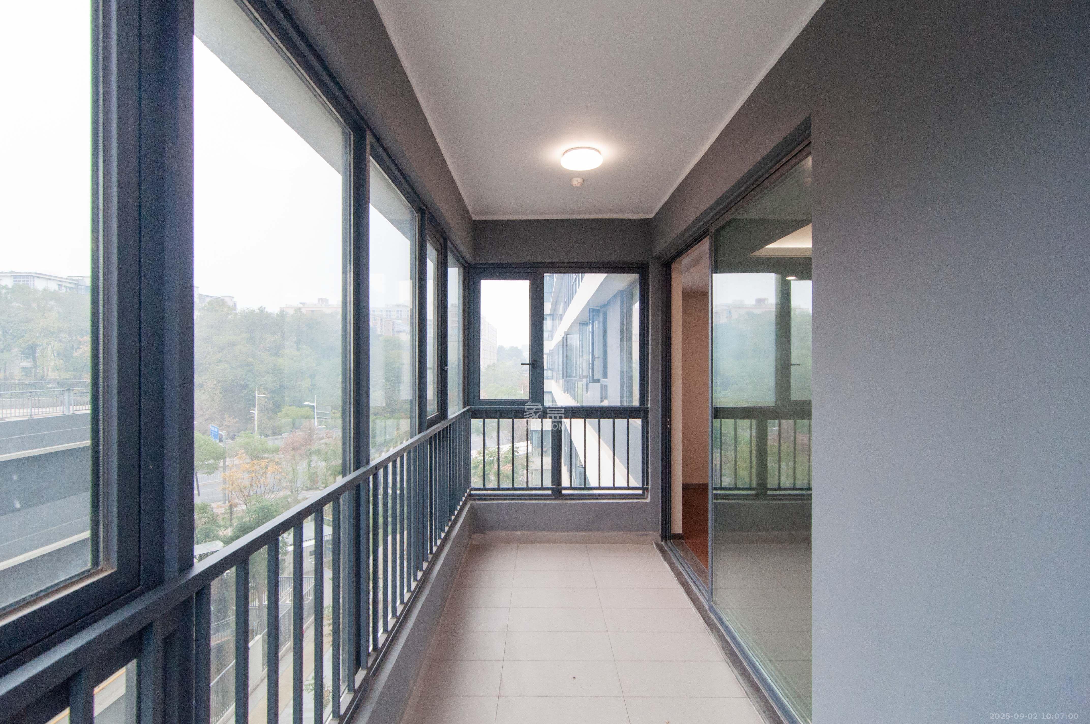 旭辉都会山 4室2厅3卫 8000.0元/月 旭辉都会山 4室2厅3卫 8000.0元/月室内图