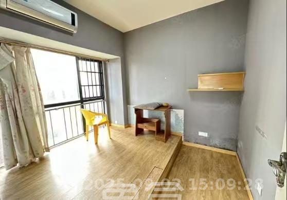 金侨书香庭苑  1室0厅1卫   1200.00元/月室内图