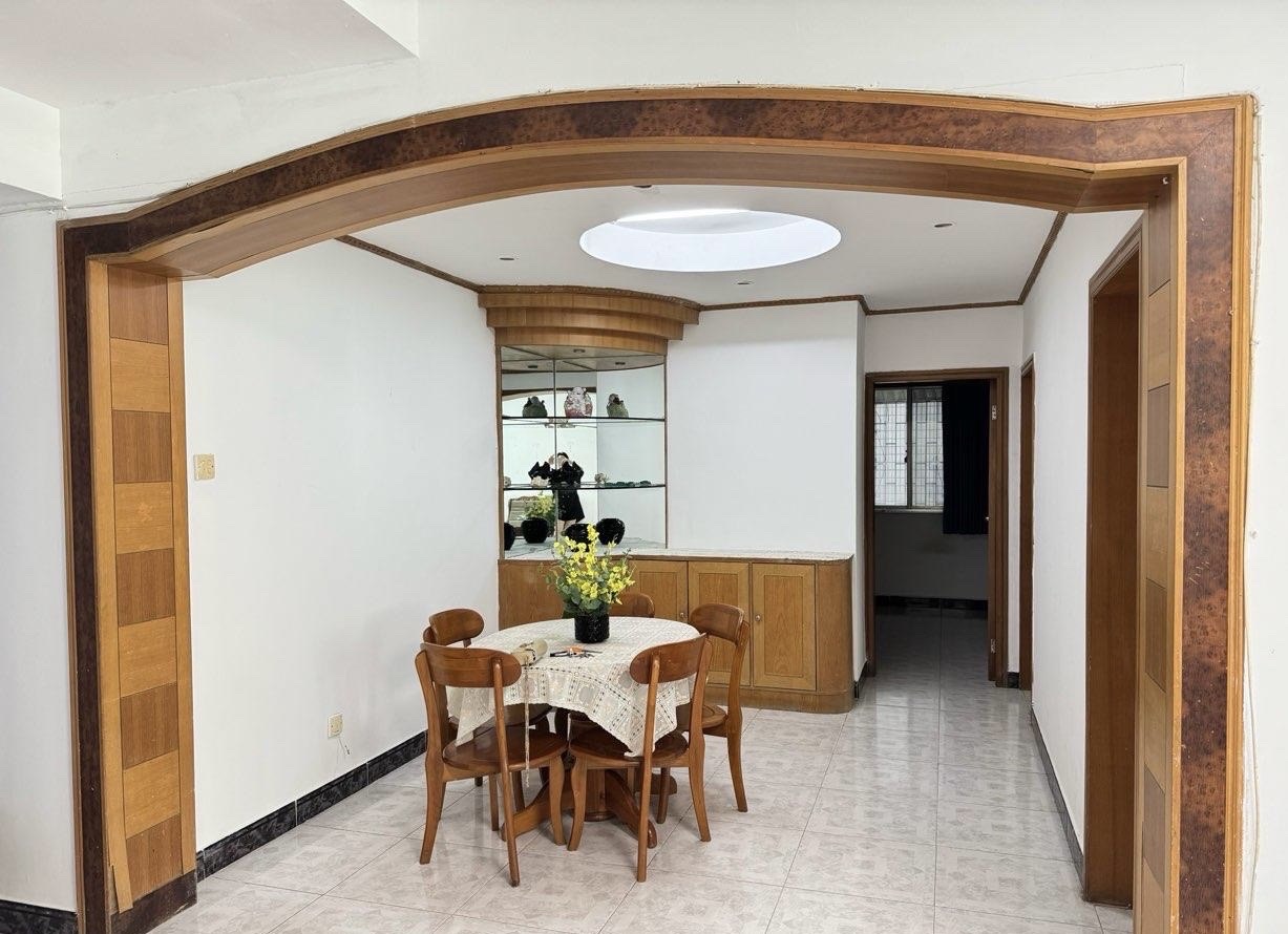 海关宿舍(盐灶路) 3室2厅1卫 2300.0元/月 海关宿舍(盐灶路) 3室2厅1卫 2300.0元/月室内图