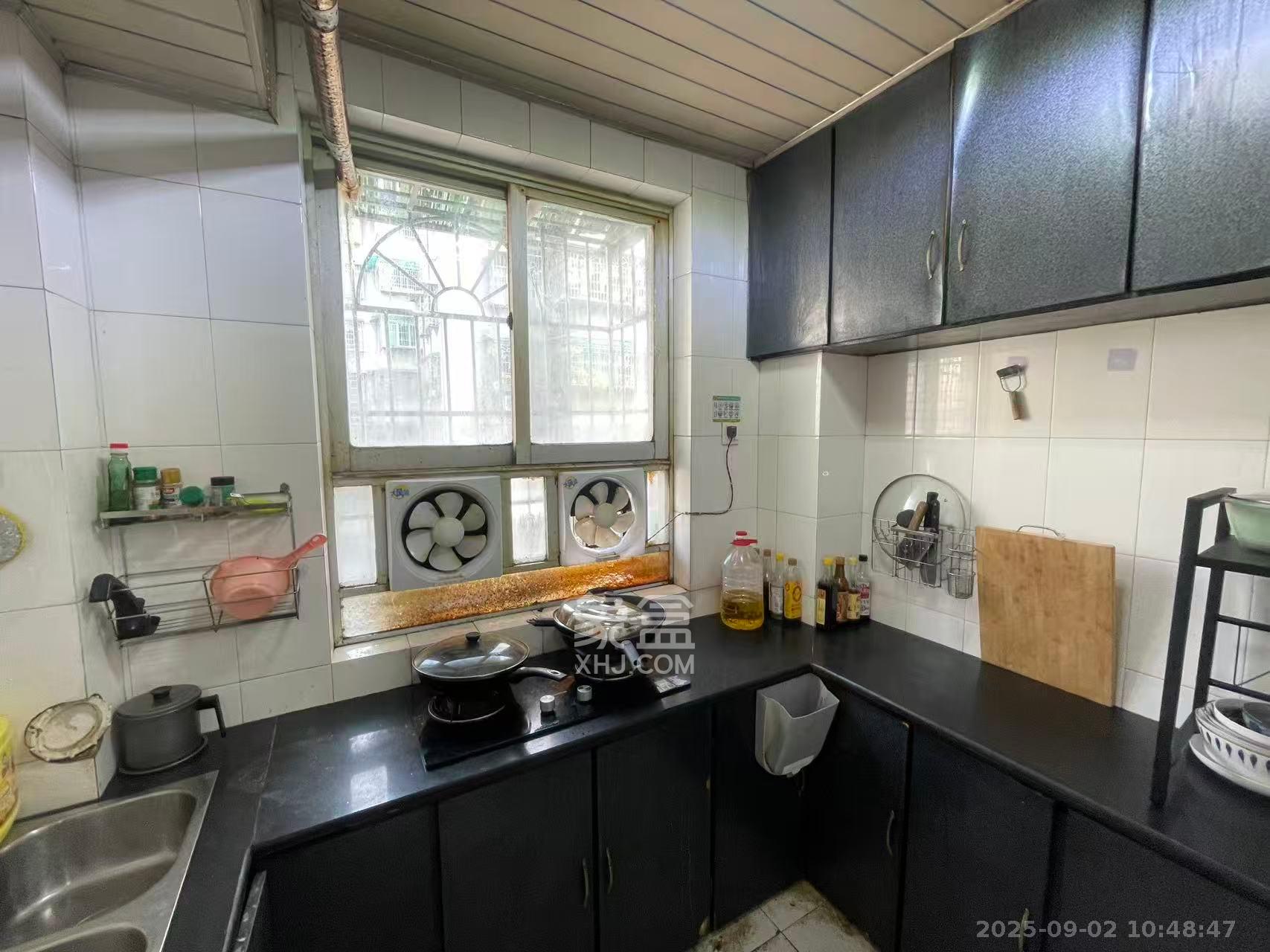 安泰新村 2室1厅1卫 1800.0元/月 安泰新村 2室1厅1卫 1800.0元/月室内图