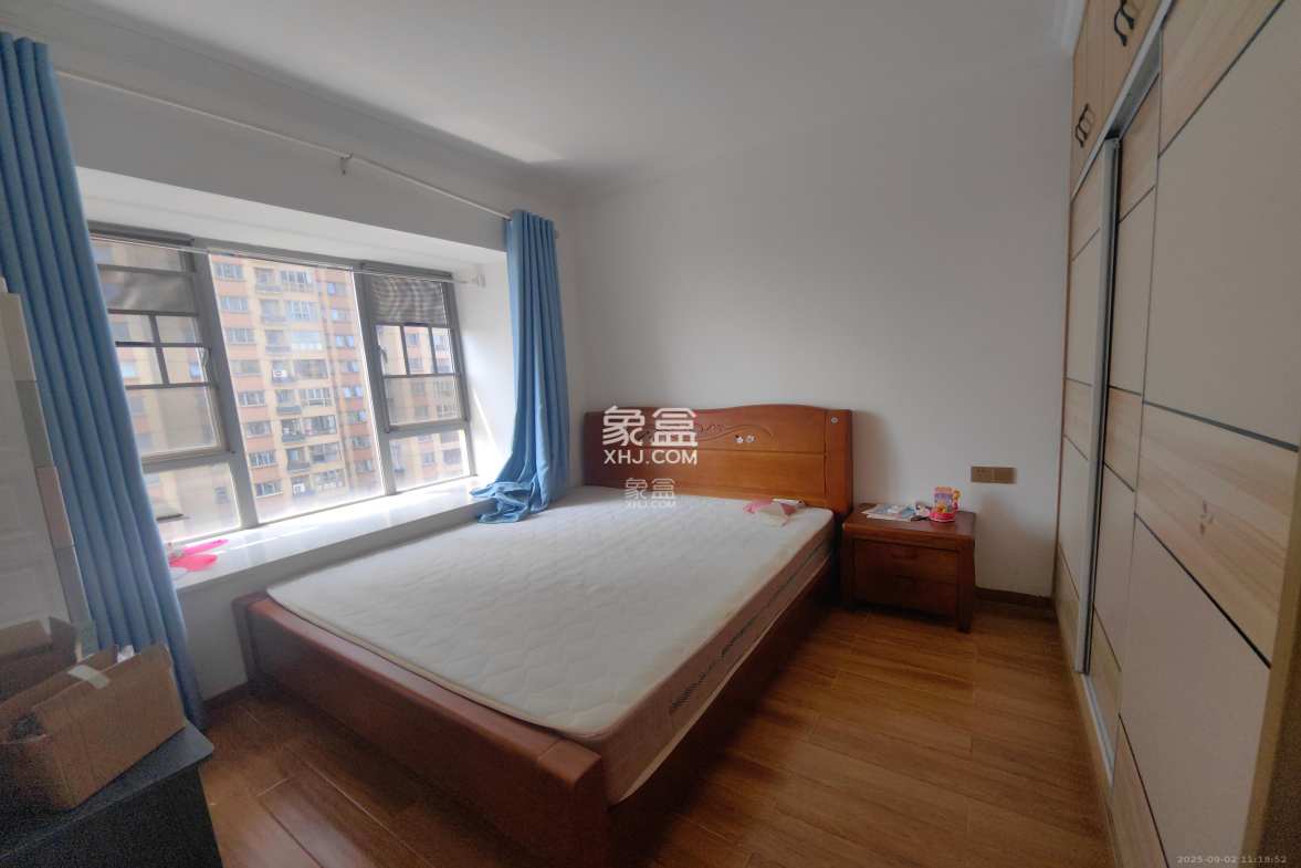 湖湘奥林匹克花园  3室2厅1卫    1900.0元/月 湖湘奥林匹克花园  3室2厅1卫    1900.0元/月室内图