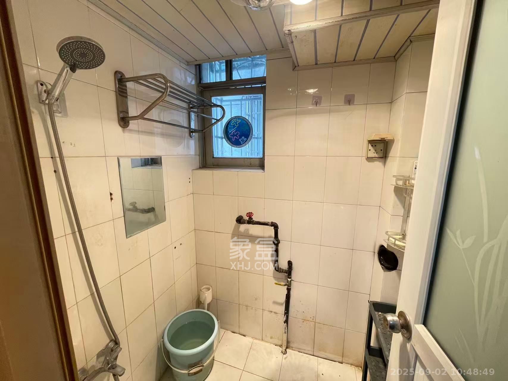 安泰新村 2室1厅1卫 1800.0元/月 安泰新村 2室1厅1卫 1800.0元/月室内图