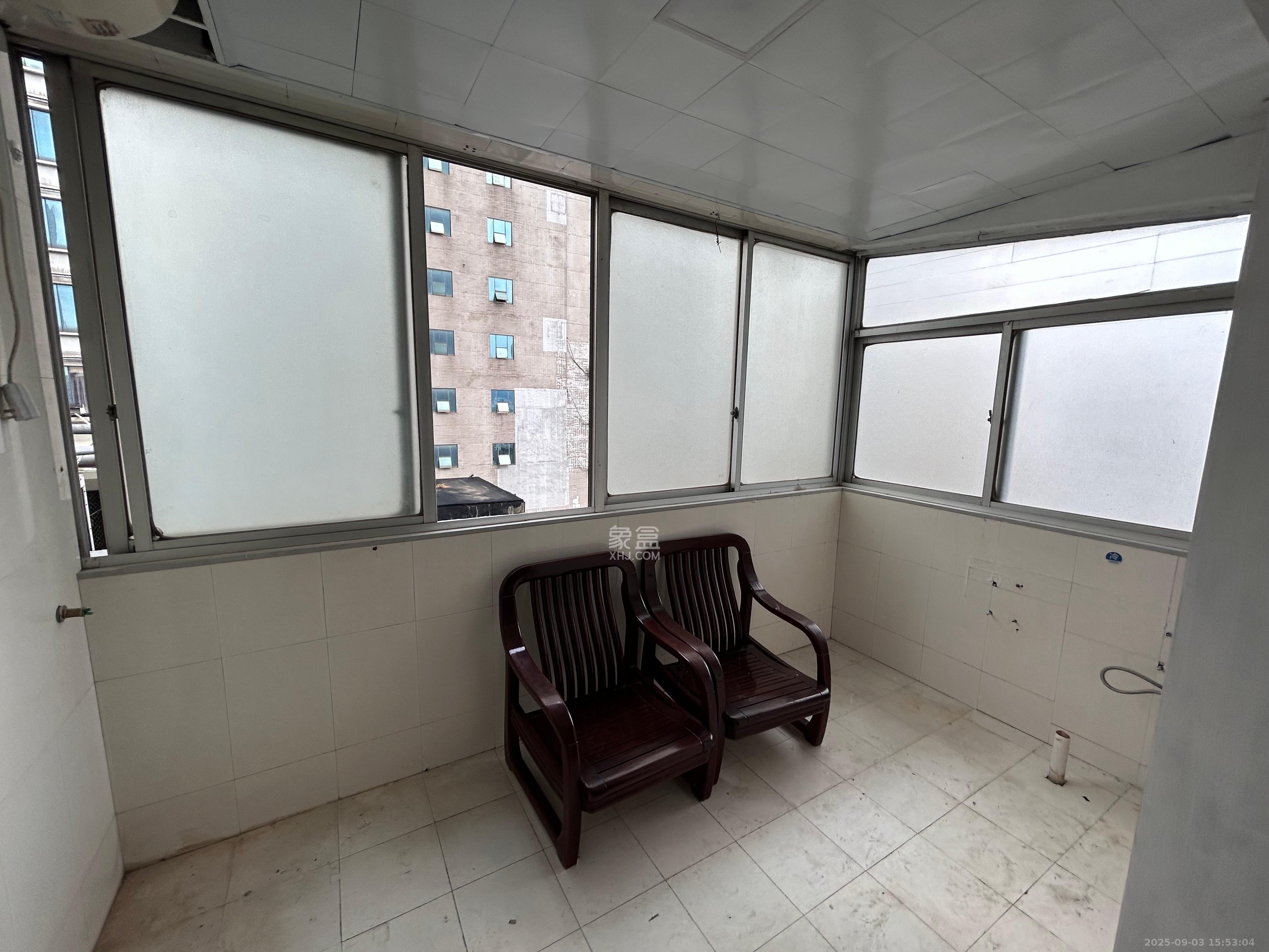 景江东方 1室1厅1卫 2400.0元/月 景江东方 1室1厅1卫 2400.0元/月室内图