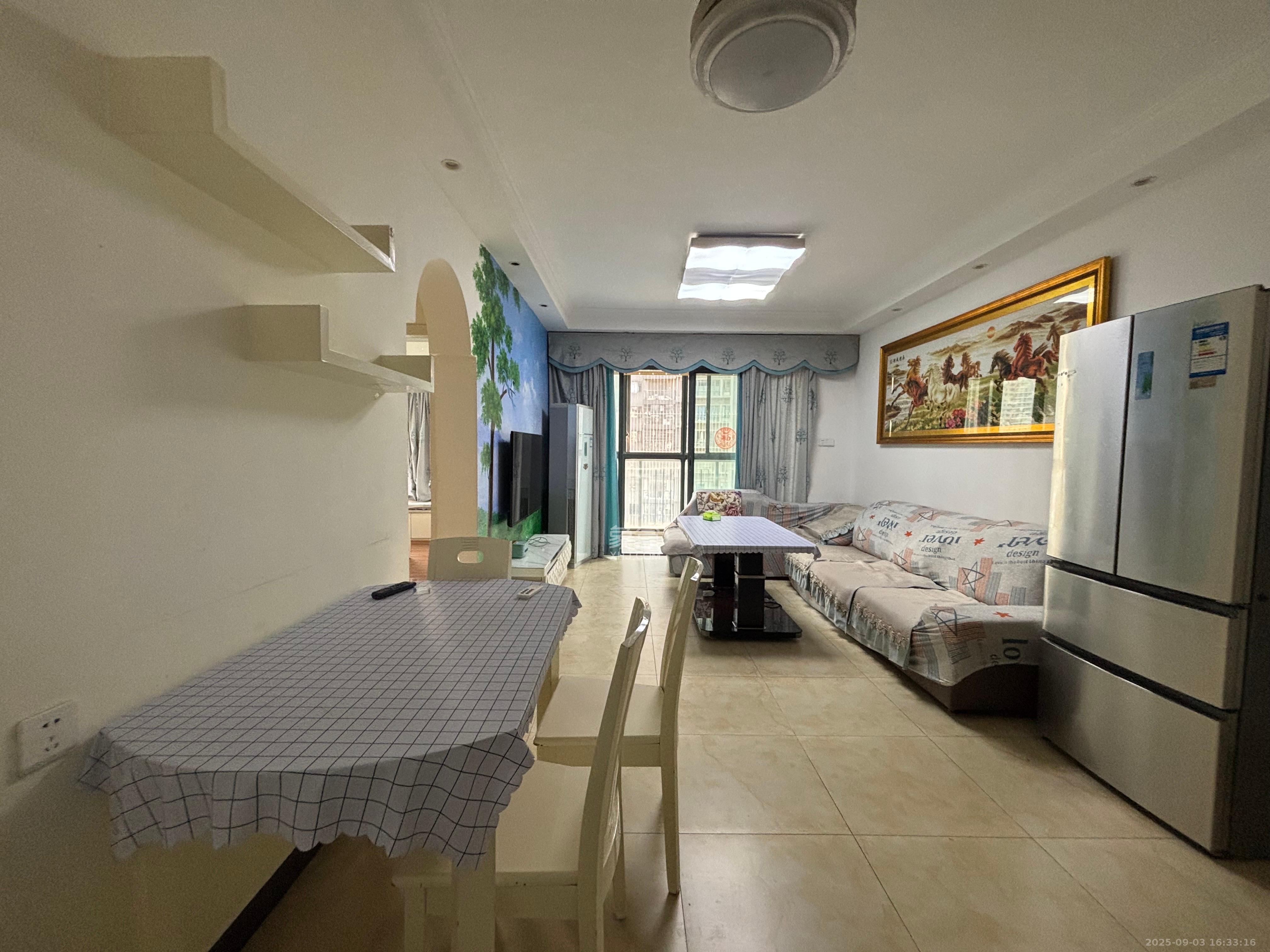 恒基凯旋门一二期 3室2厅1卫 2100.0元/月 恒基凯旋门一二期 3室2厅1卫 2100.0元/月室内图