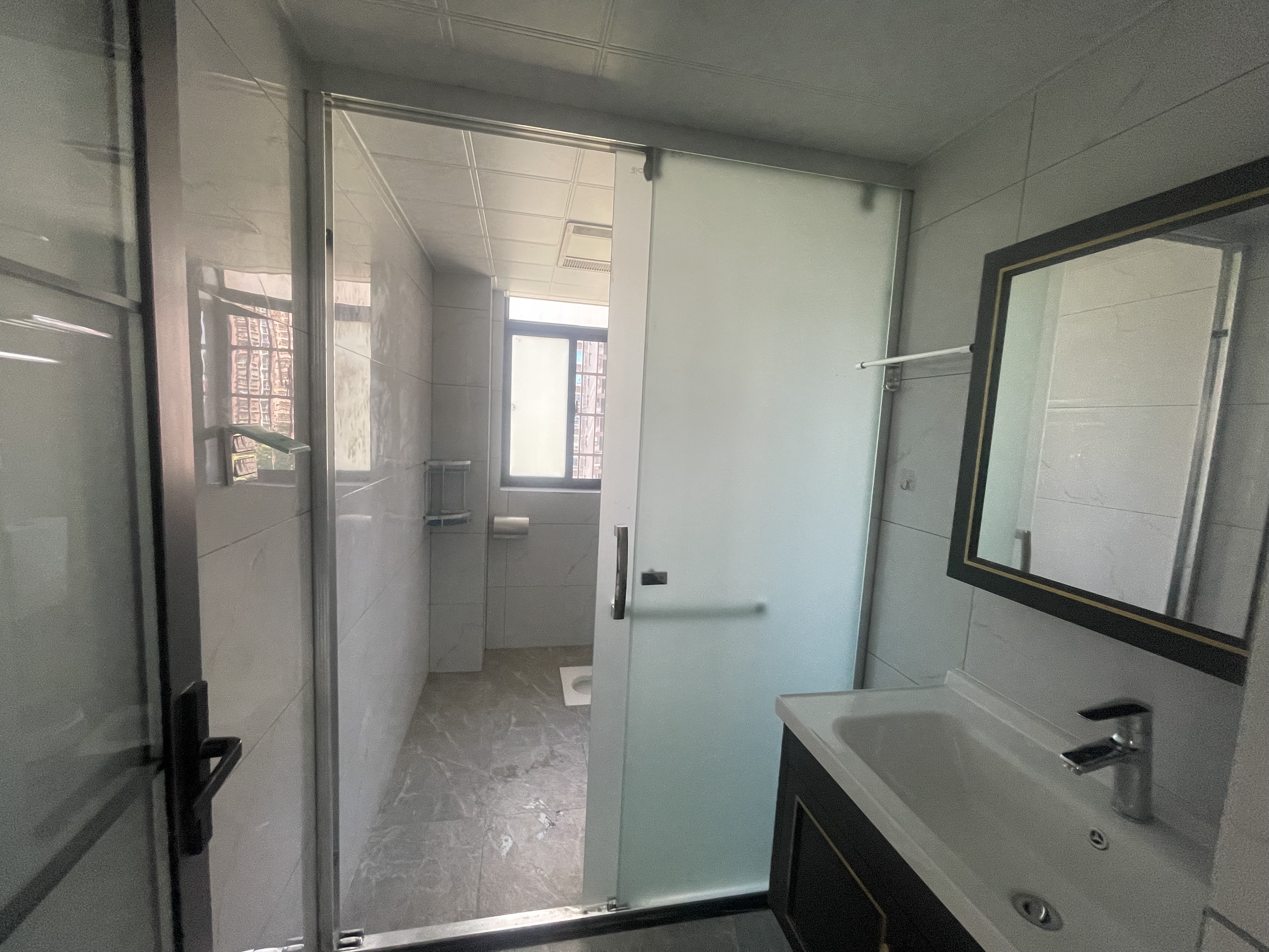 大同芙蓉二期(芙蓉广场)  1室0厅0卫    2200.0元/月 大同芙蓉二期(芙蓉广场)  1室0厅0卫    2200.0元/月室内图