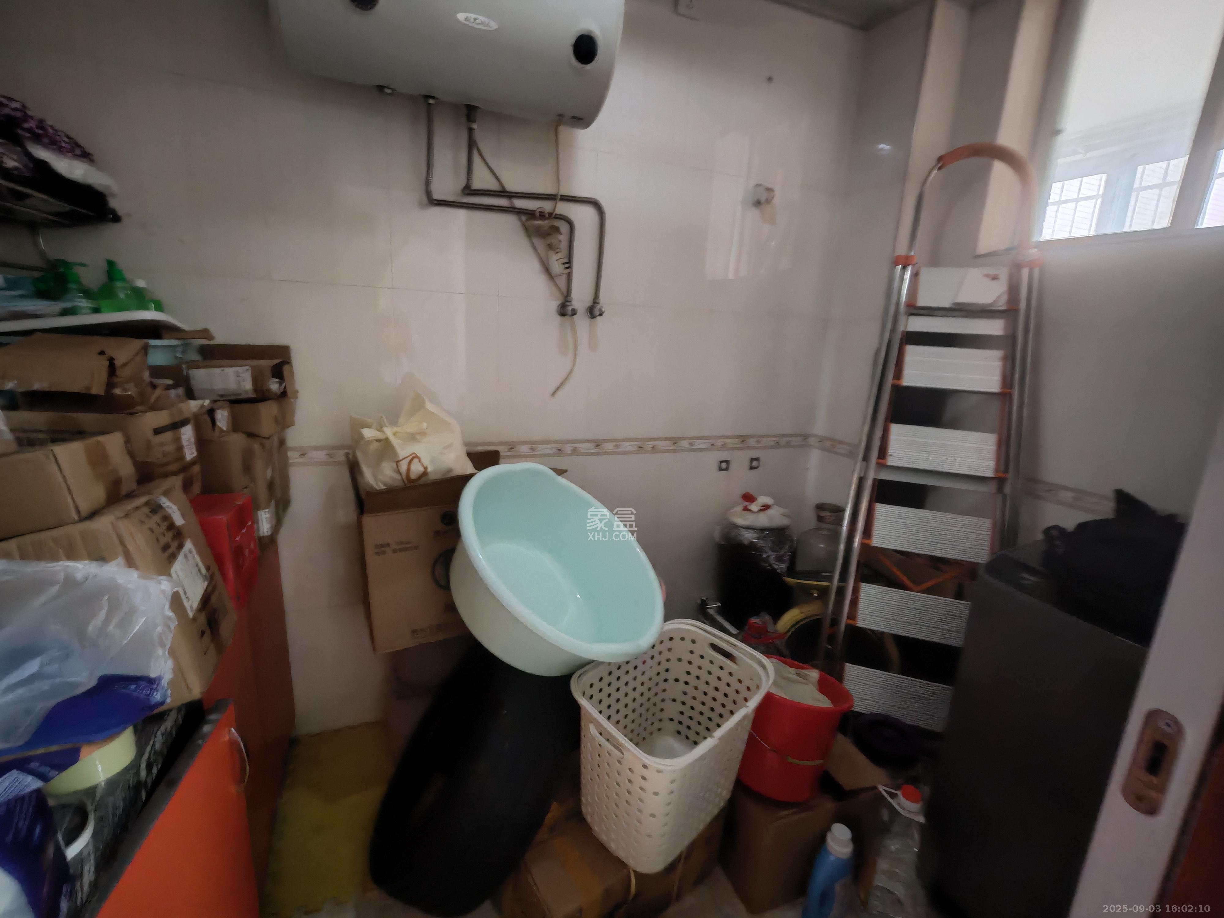 城市山水豪园（山水城市风景）  3室2厅2卫    2500.0元/月室内图