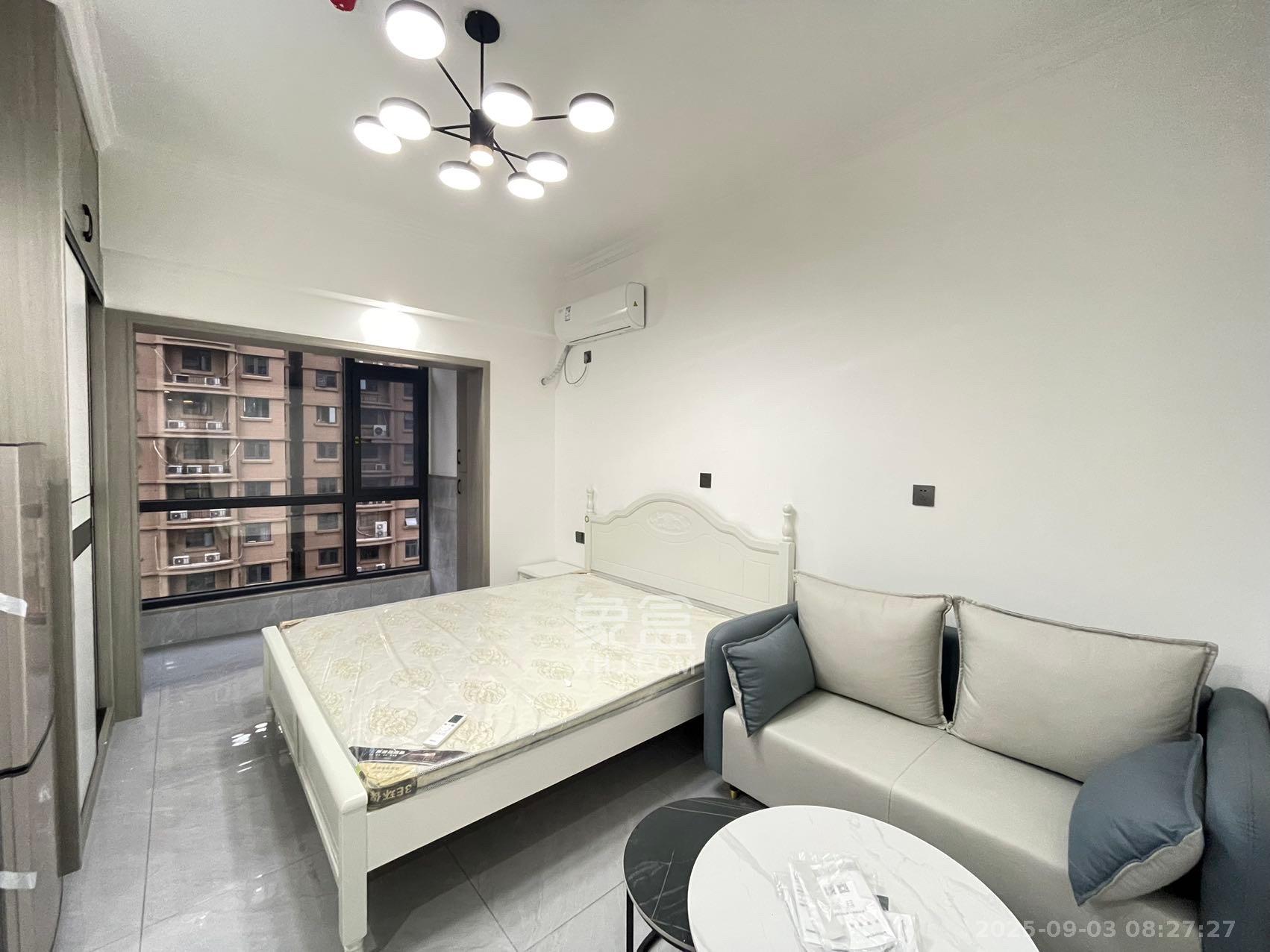 嘉雨兴园 1室1厅1卫 1800.0元/月 嘉雨兴园 1室1厅1卫 1800.0元/月室内图