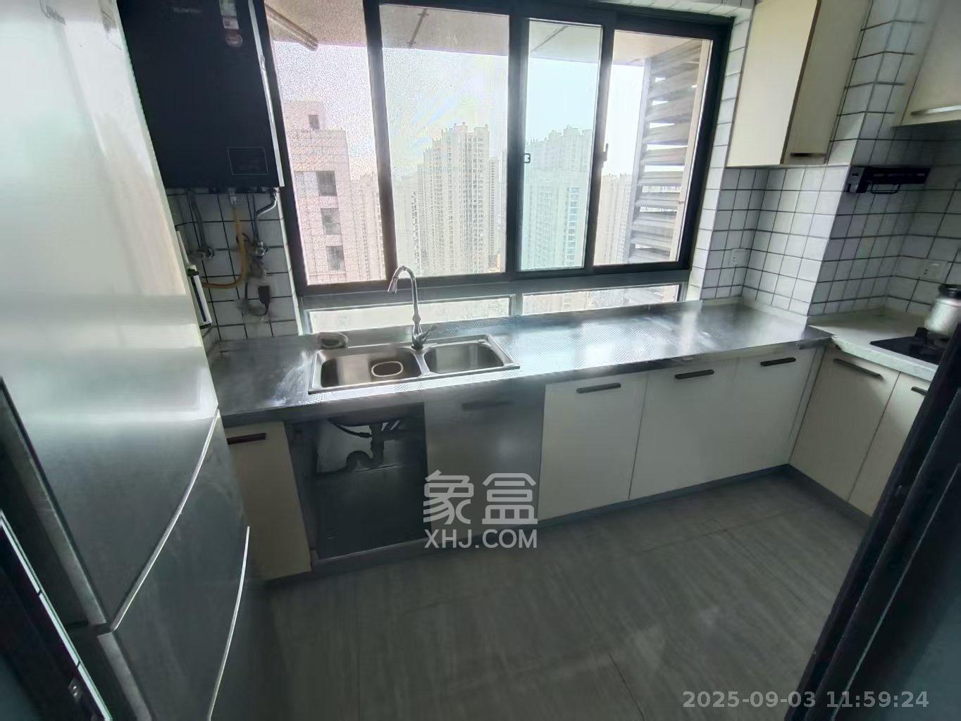 明发国际城 1室1厅1卫 1500.0元/月 明发国际城 1室1厅1卫 1500.0元/月室内图