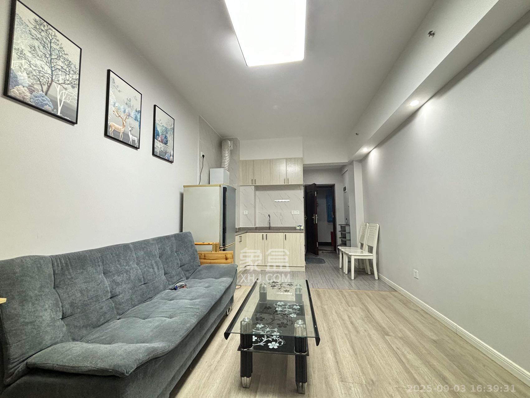 裕天国际商汇中心  1室1厅1卫    1300.0元/月室内图