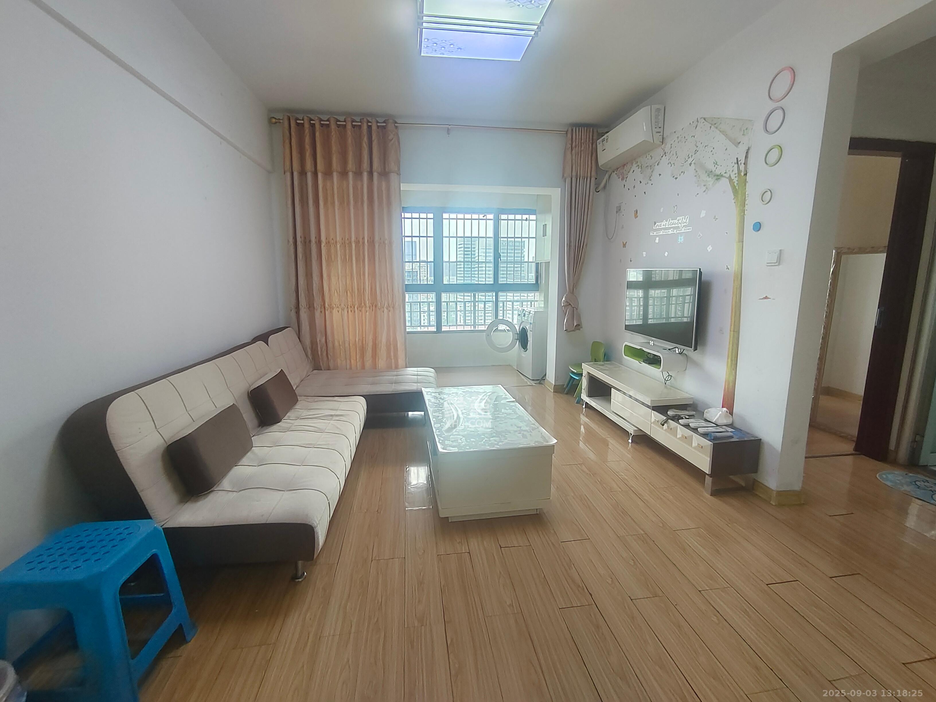 上峰苑(兰亭玥岛)  2室2厅1卫    2000.0元/月 上峰苑(兰亭玥岛)  2室2厅1卫    2000.0元/月室内图