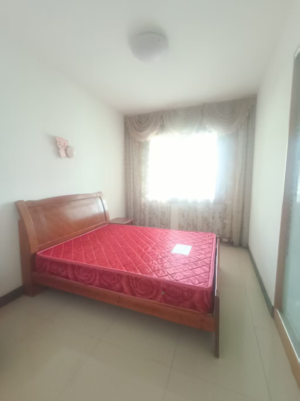 梓山苑小区 3室2厅2卫 1000.0元/月 梓山苑小区 3室2厅2卫 1000.0元/月室内图