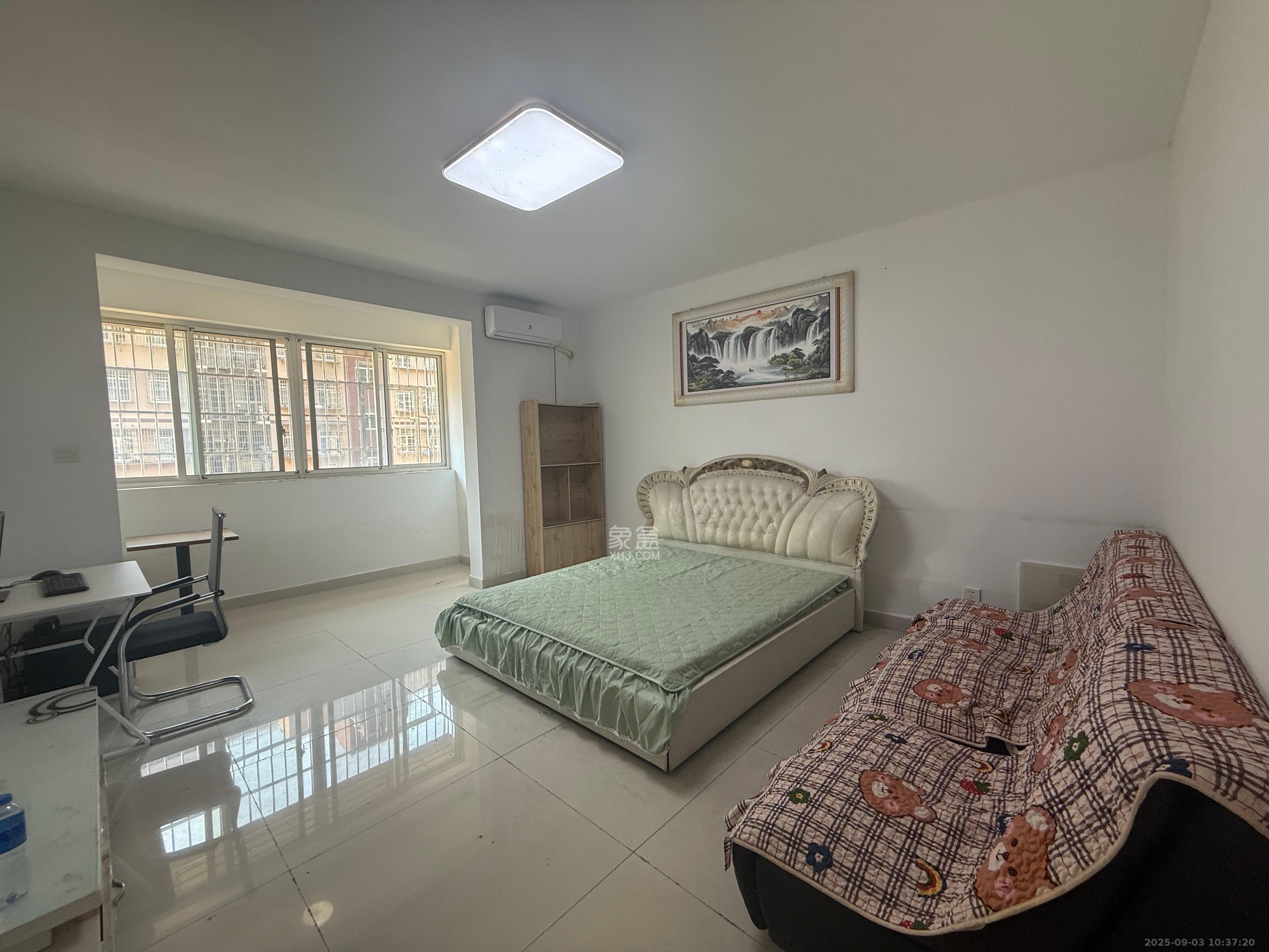 先锋新宇 1室0厅0卫 1700.0元/月 先锋新宇 1室0厅0卫 1700.0元/月室内图